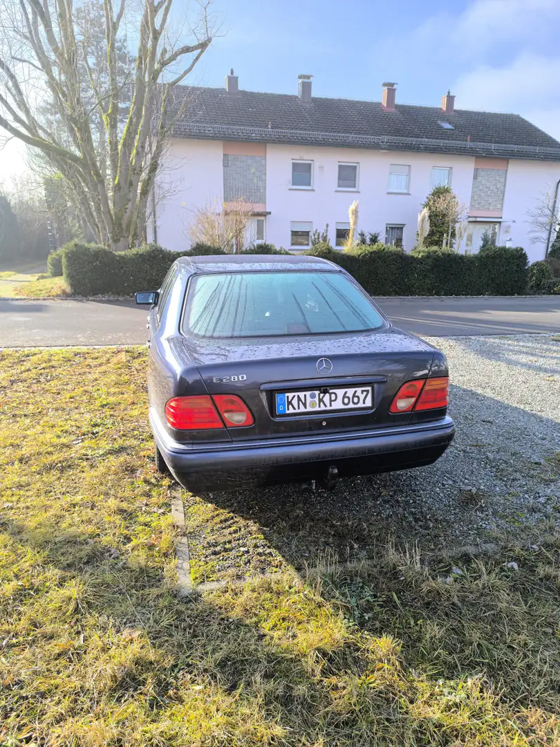 Mercedes-Benz E 280 E-Klasse Elegance - 2