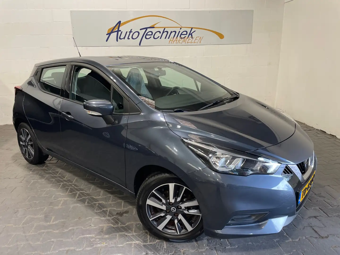 Nissan Micra 0.9 IG-T N-Connecta *Navi*Camera*NL-Auto* Grau - 1