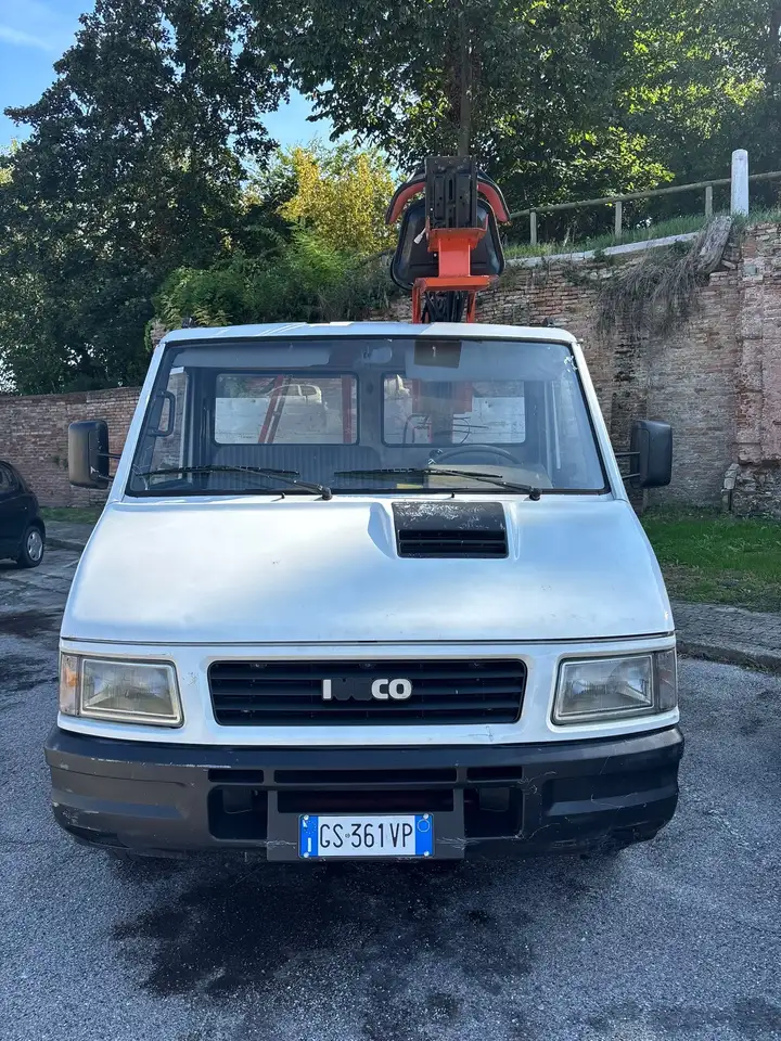 Iveco Daily Vendo Iveco Daily del 1986, diesel, con cabina sos, foto 1