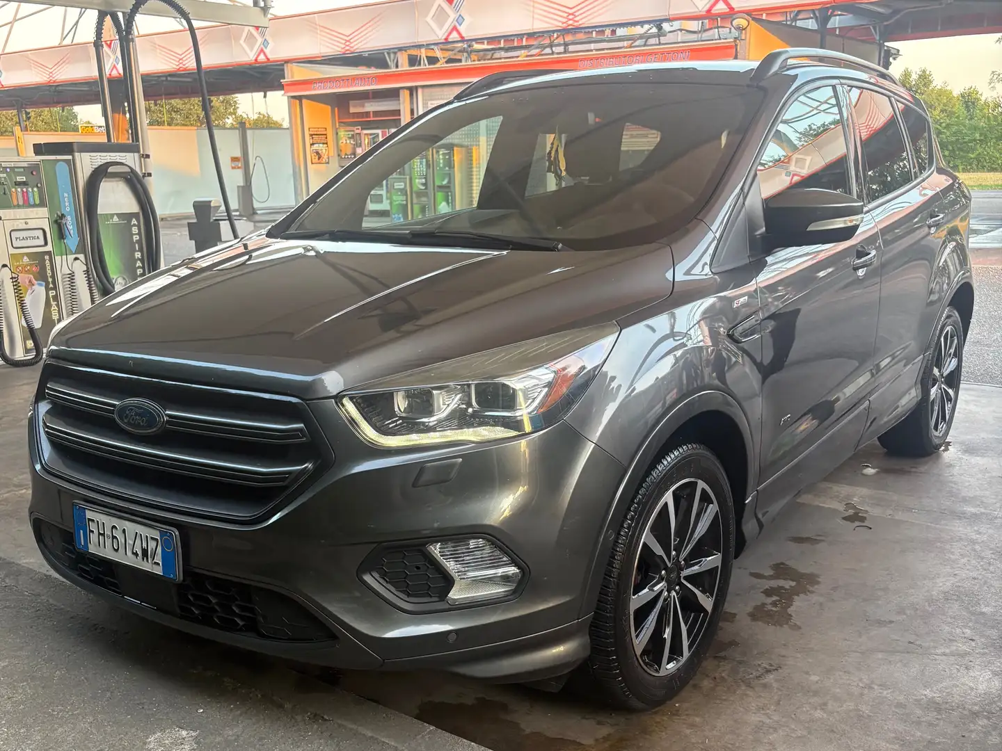 Ford Kuga Kuga II 20172.0 tdci ST-Line s Grigio - 1