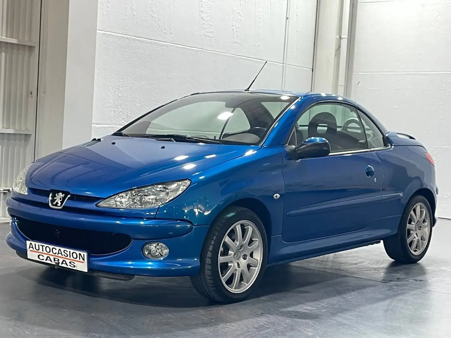 Peugeot 206 CC 1.6 HDI Blau - 1