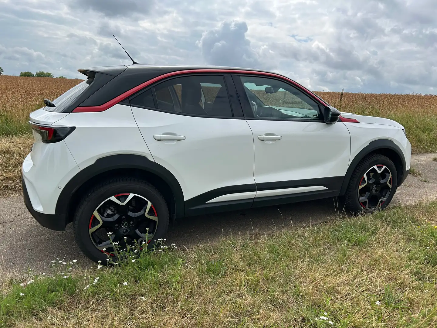 Opel Mokka Mokka 1.2 DI Turbo AutomatikGS Line Weiß - 1