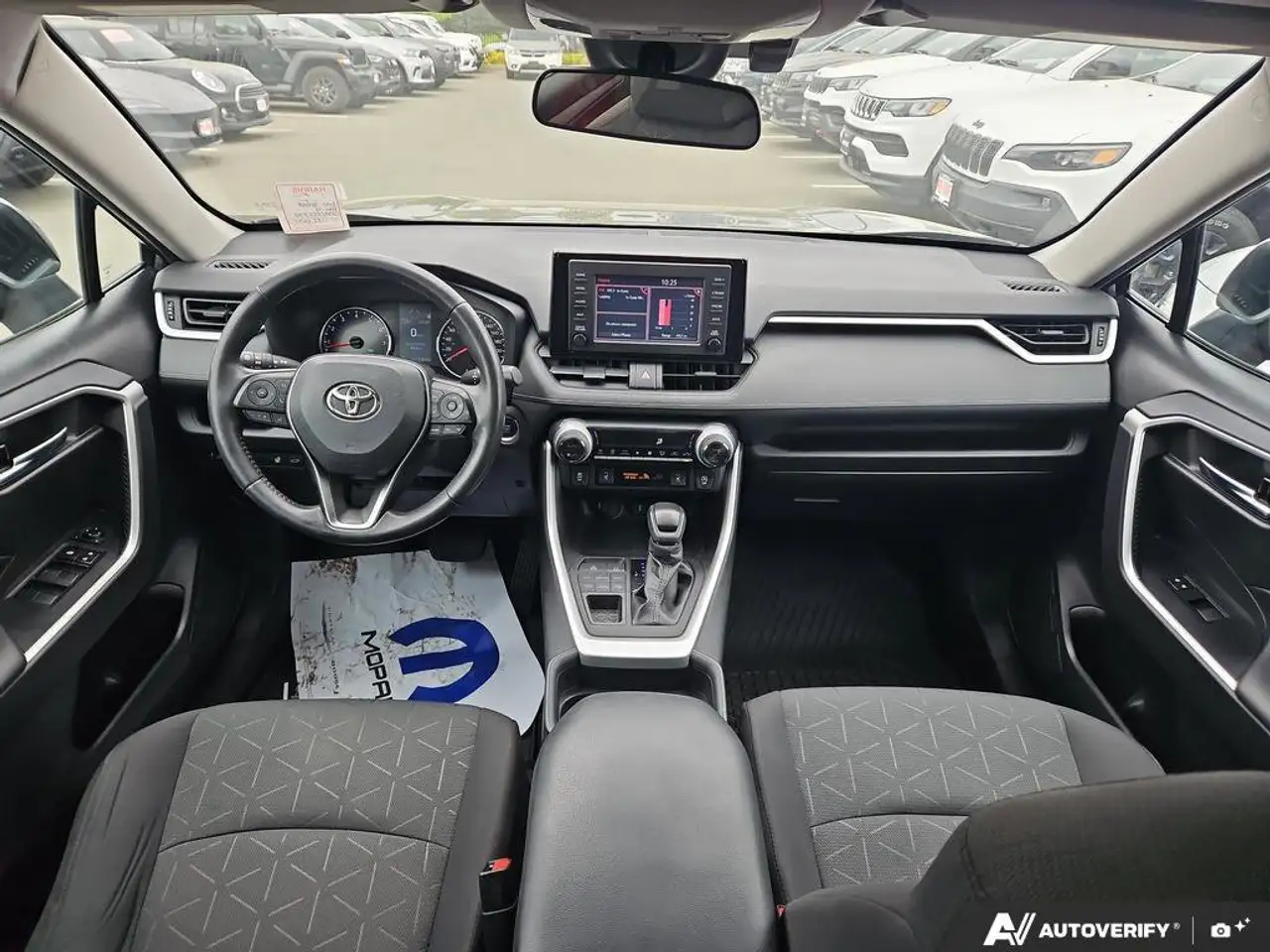 Toyota RAV 4 снимка Toyota RAV 4
