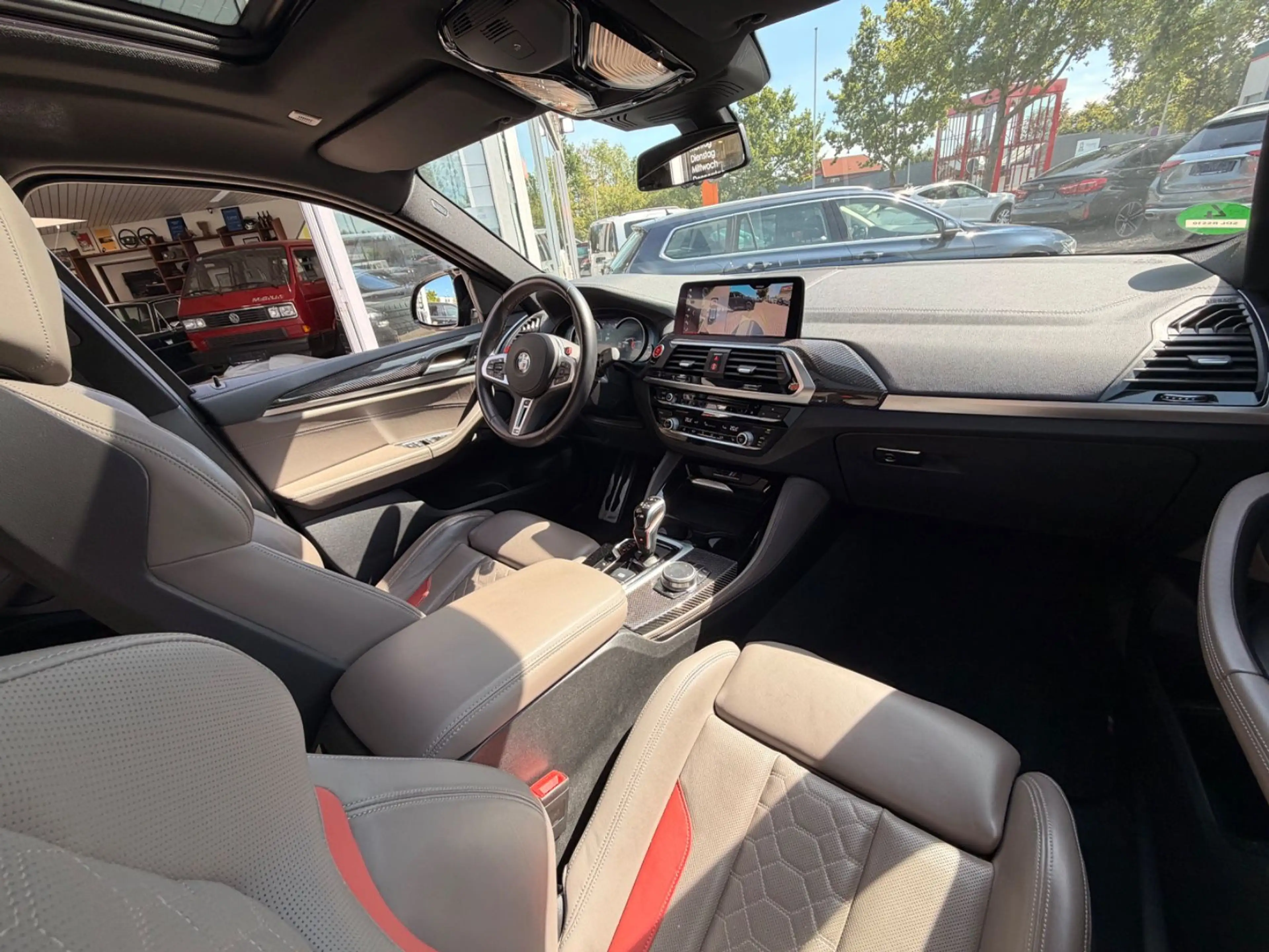 BMW X4 M Competition — photo 12