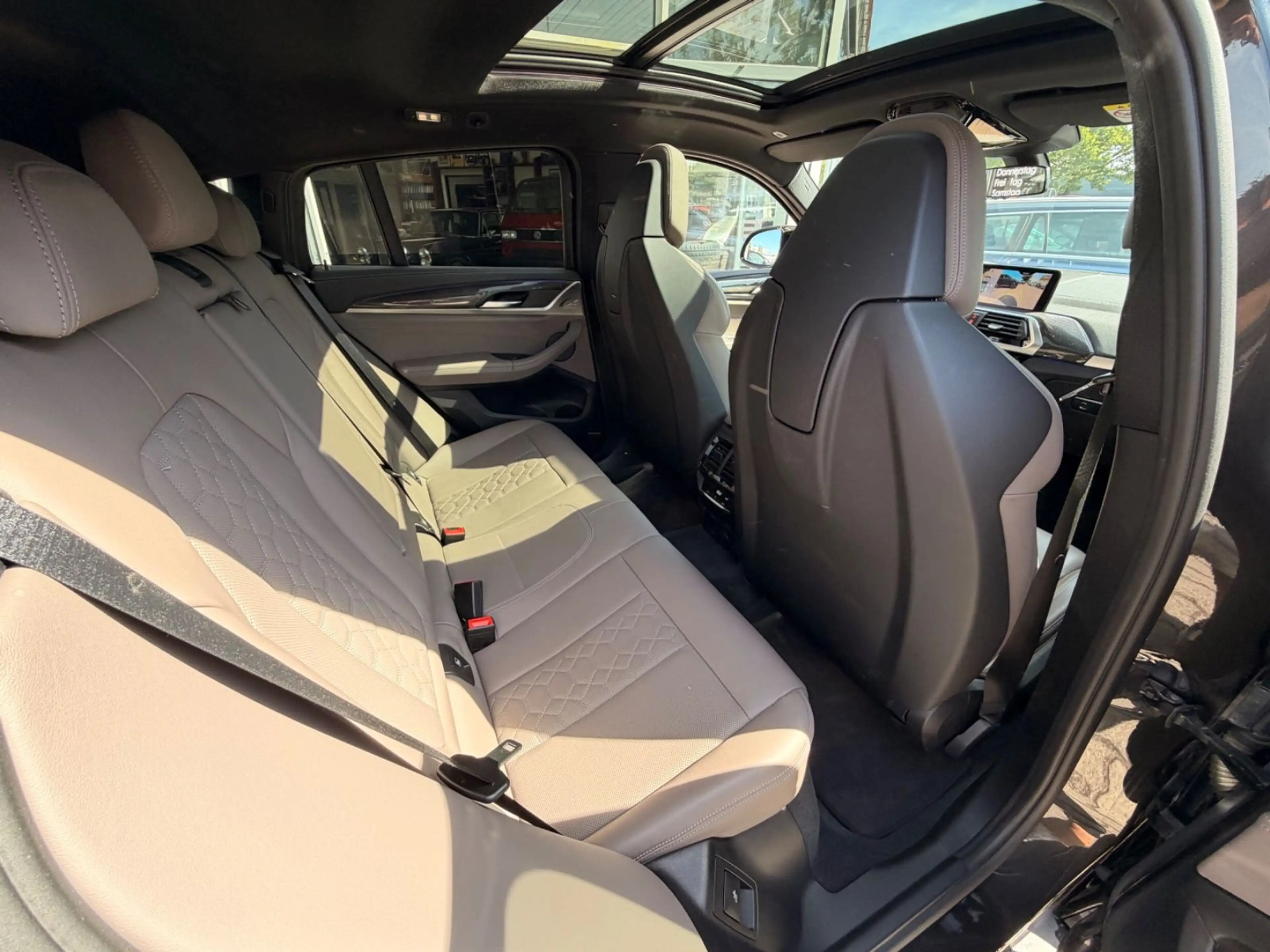BMW X4 M Competition — photo 11