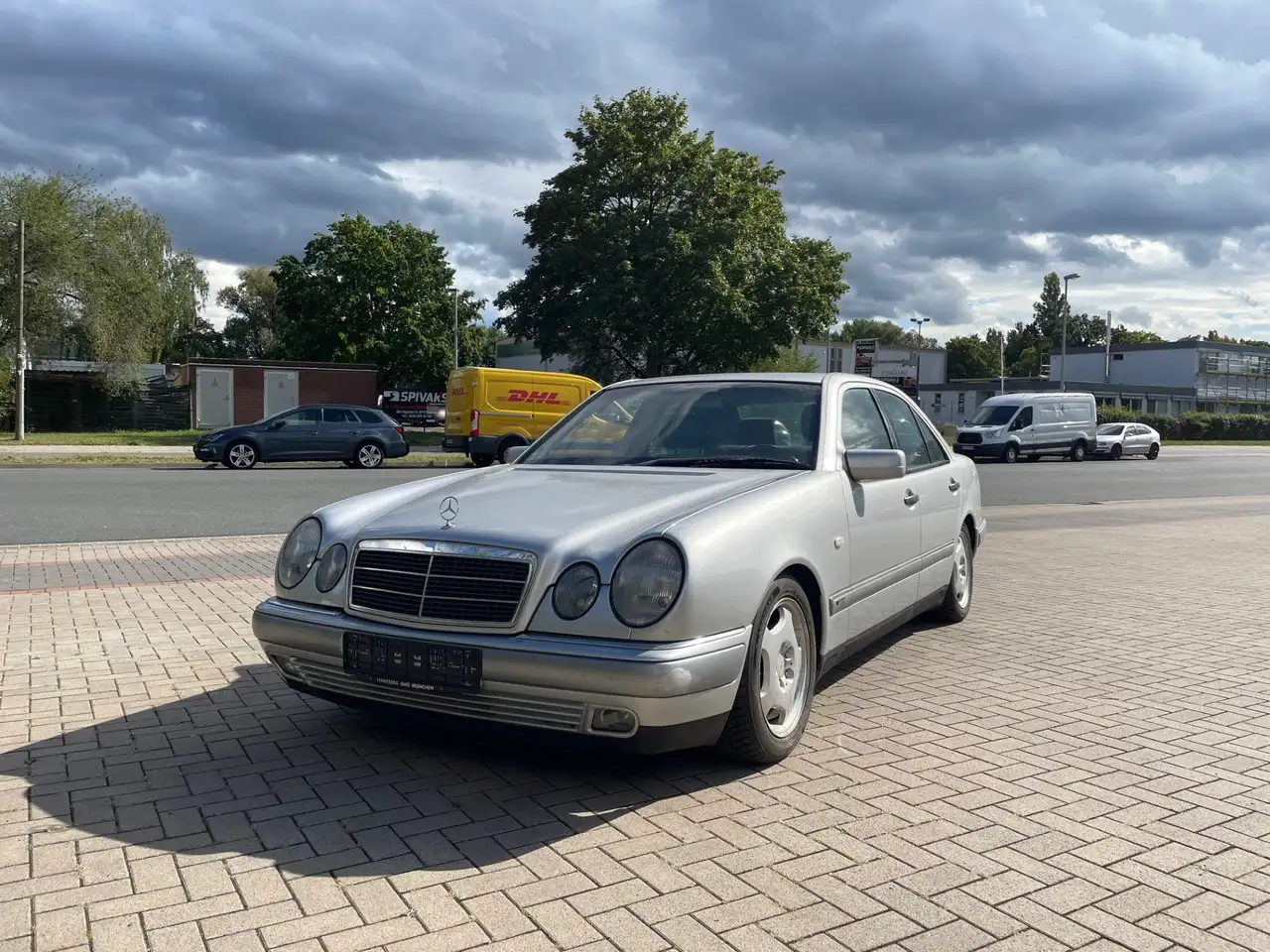 Mercedes-Benz E 320 Elegance Limo Automatik TÜV-27, foto 3