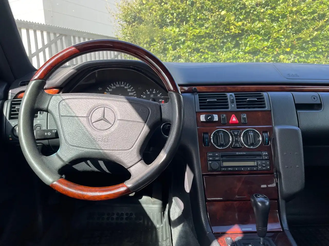 Mercedes-Benz E 320 Elegance Limo Automatik TÜV-27, foto 9