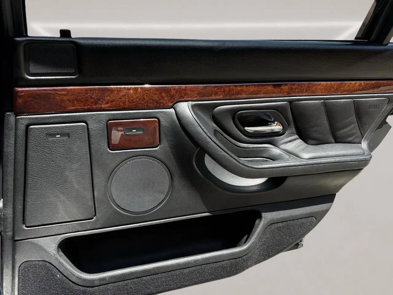 BMW 740iL, foto 12