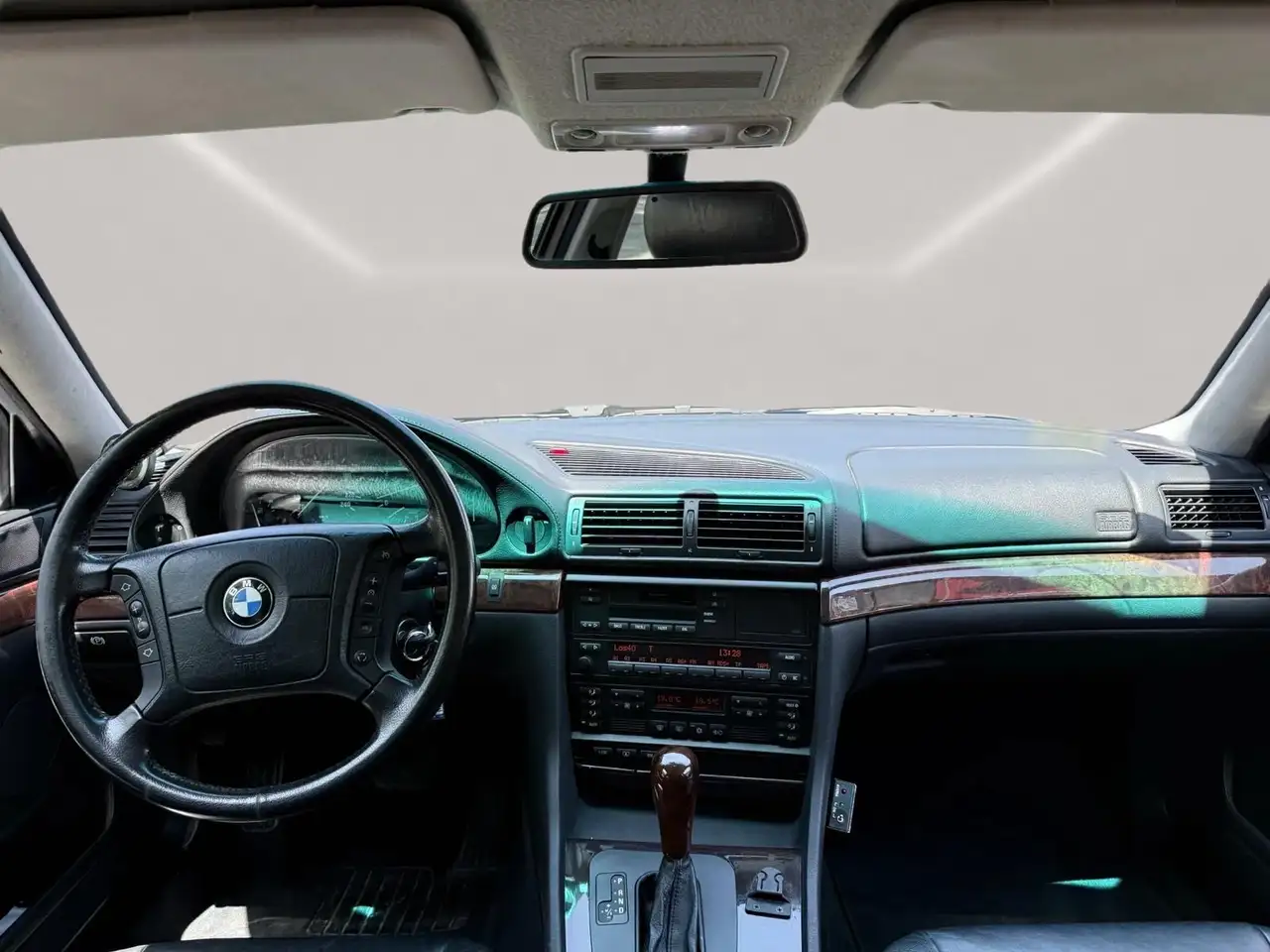 BMW 740iL, foto 5