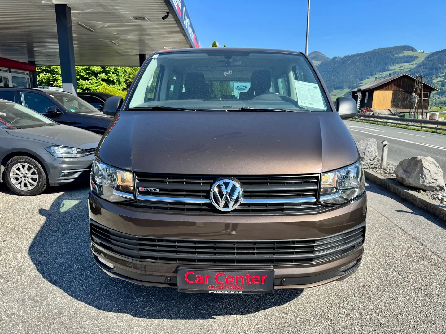 Volkswagen T6 Multivan Trendline 2.0 TDI 4Motion DSG 1. Besitz Braun - 2