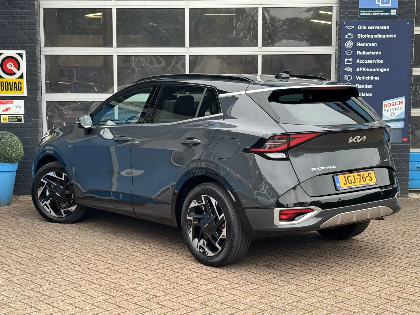 Kia Sportage 1.6 T-GDi Plug-in Hybrid AWD GT-PlusLine GRATIS Al Grijs - 2