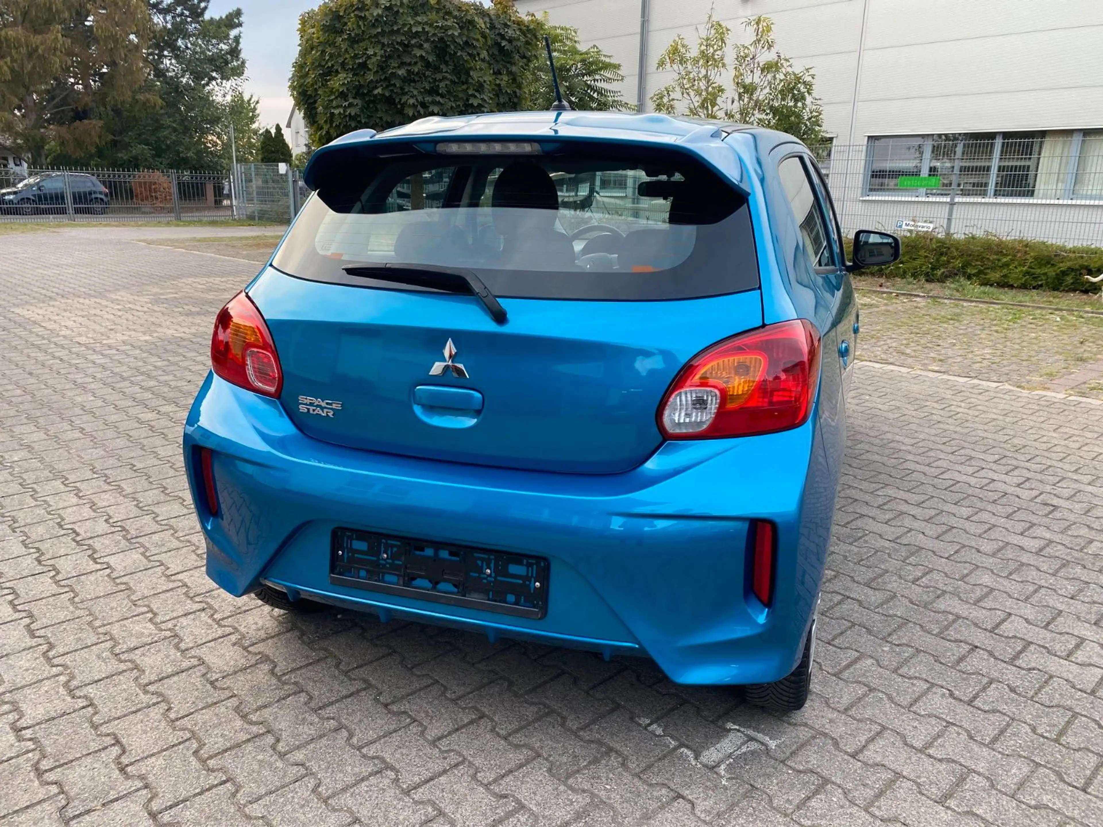 Mitsubishi Space Star Select — photo 2