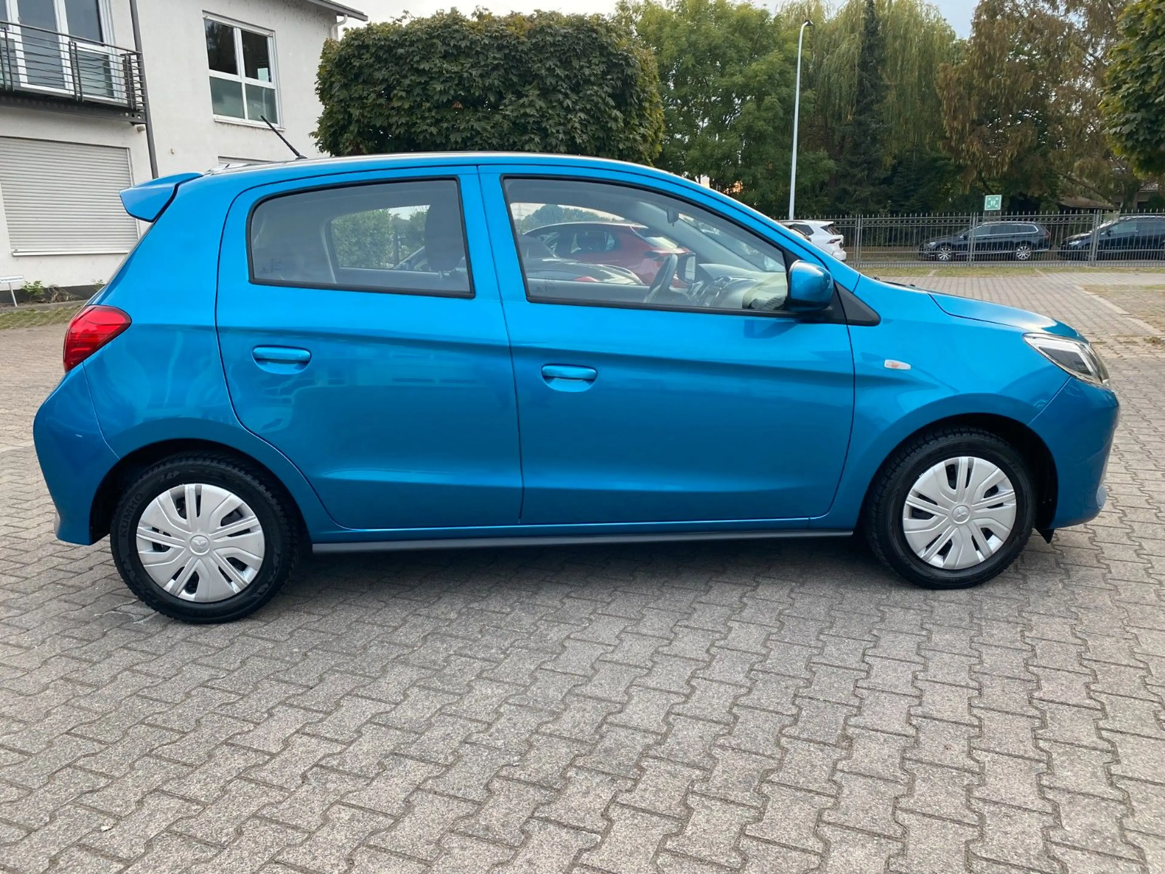 Mitsubishi Space Star Select — photo 3