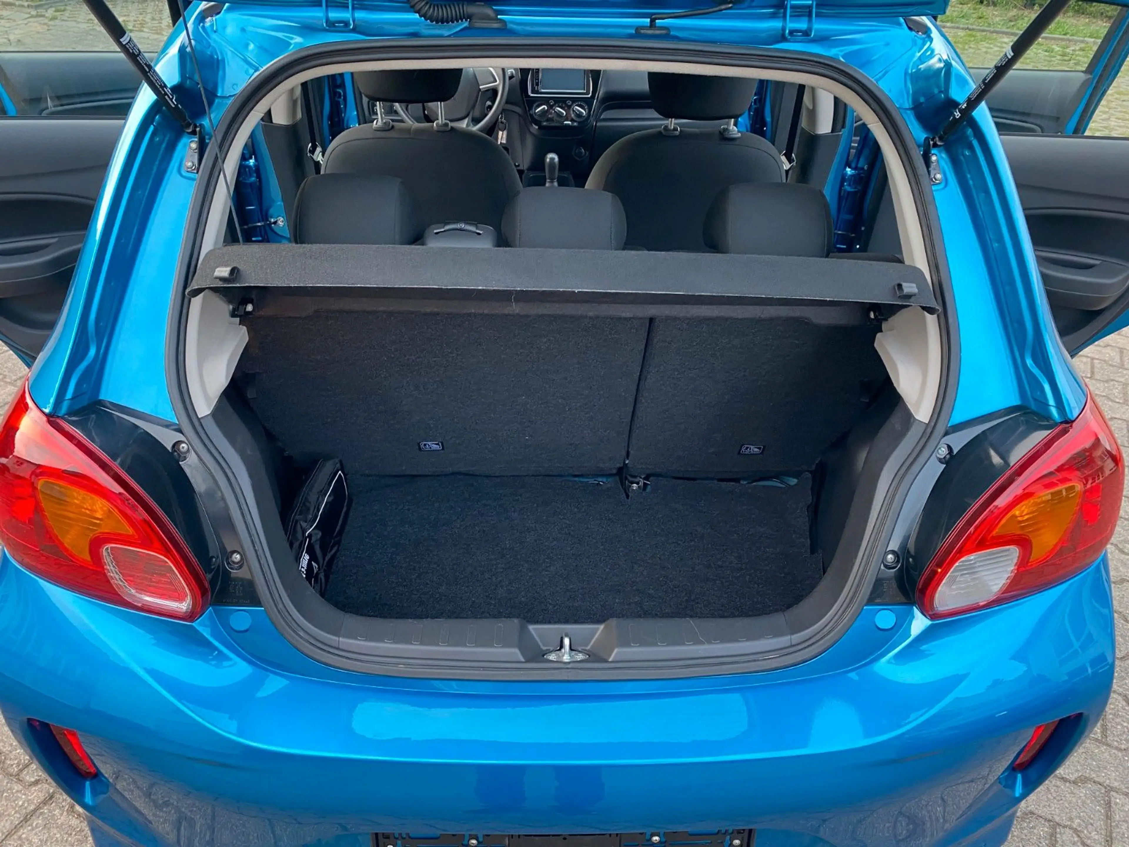 Mitsubishi Space Star Select — photo 7