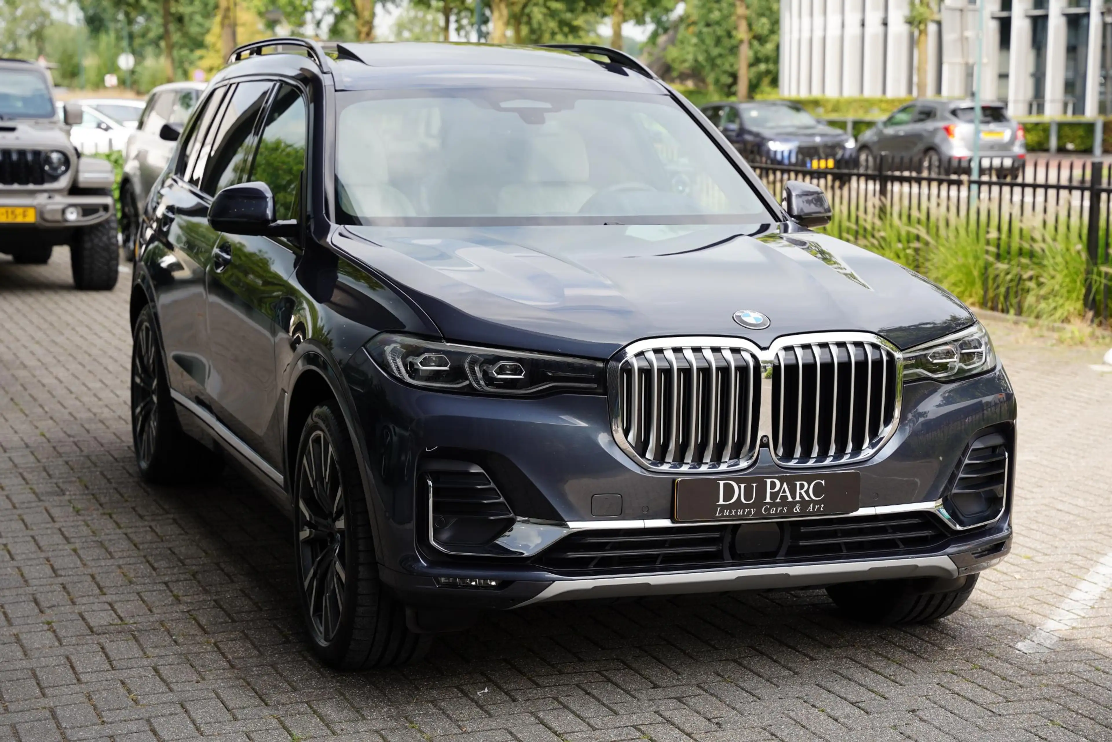 BMW X7 X-Drive 40 I / Individual / 6 Persoons / Bowers & — photo 36