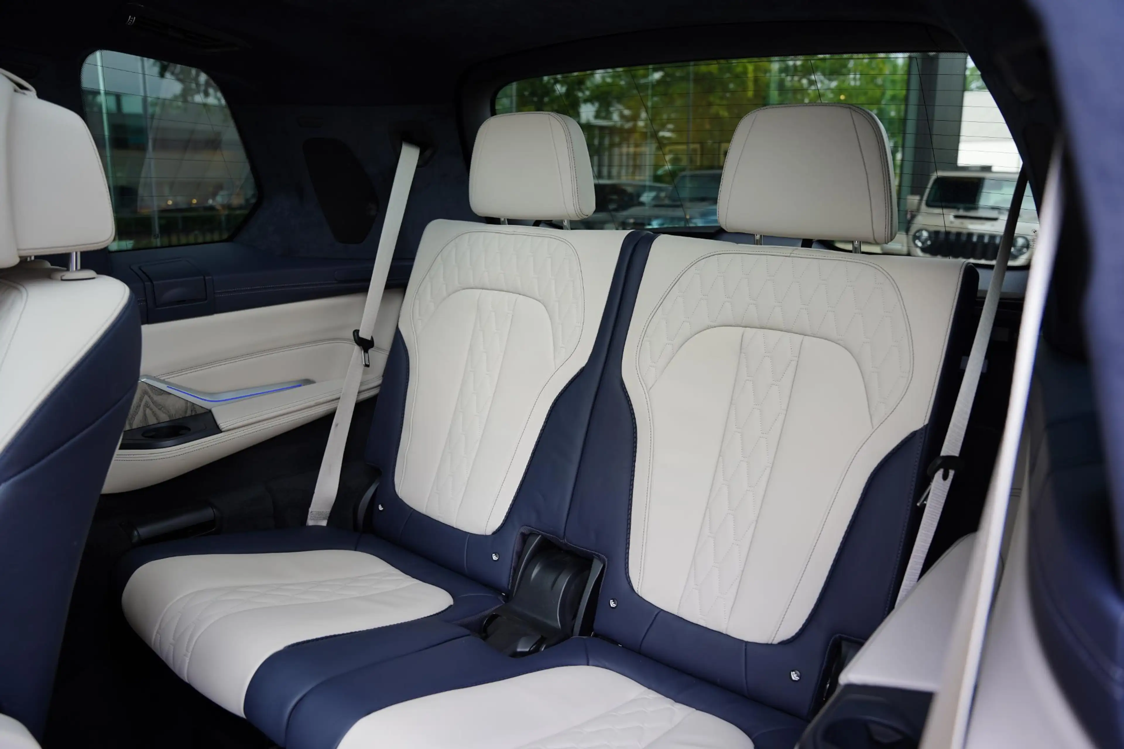 BMW X7 X-Drive 40 I / Individual / 6 Persoons / Bowers & — photo 8