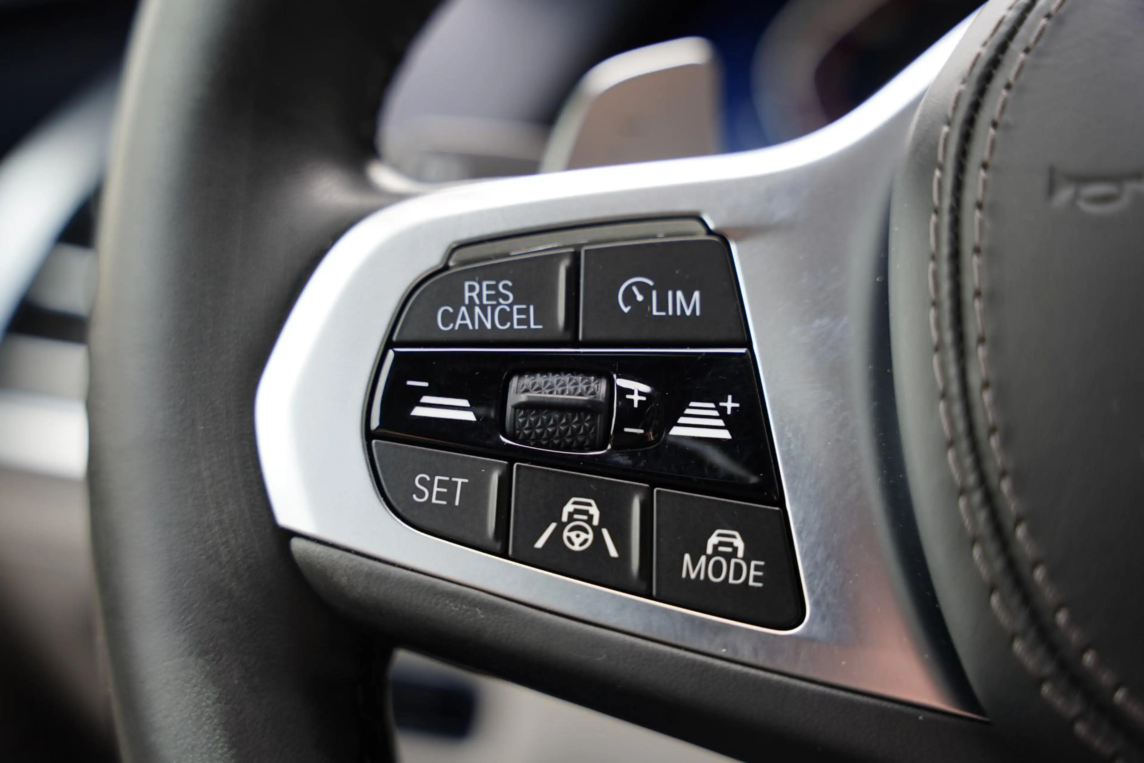 BMW X7 X-Drive 40 I / Individual / 6 Persoons / Bowers & — photo 22
