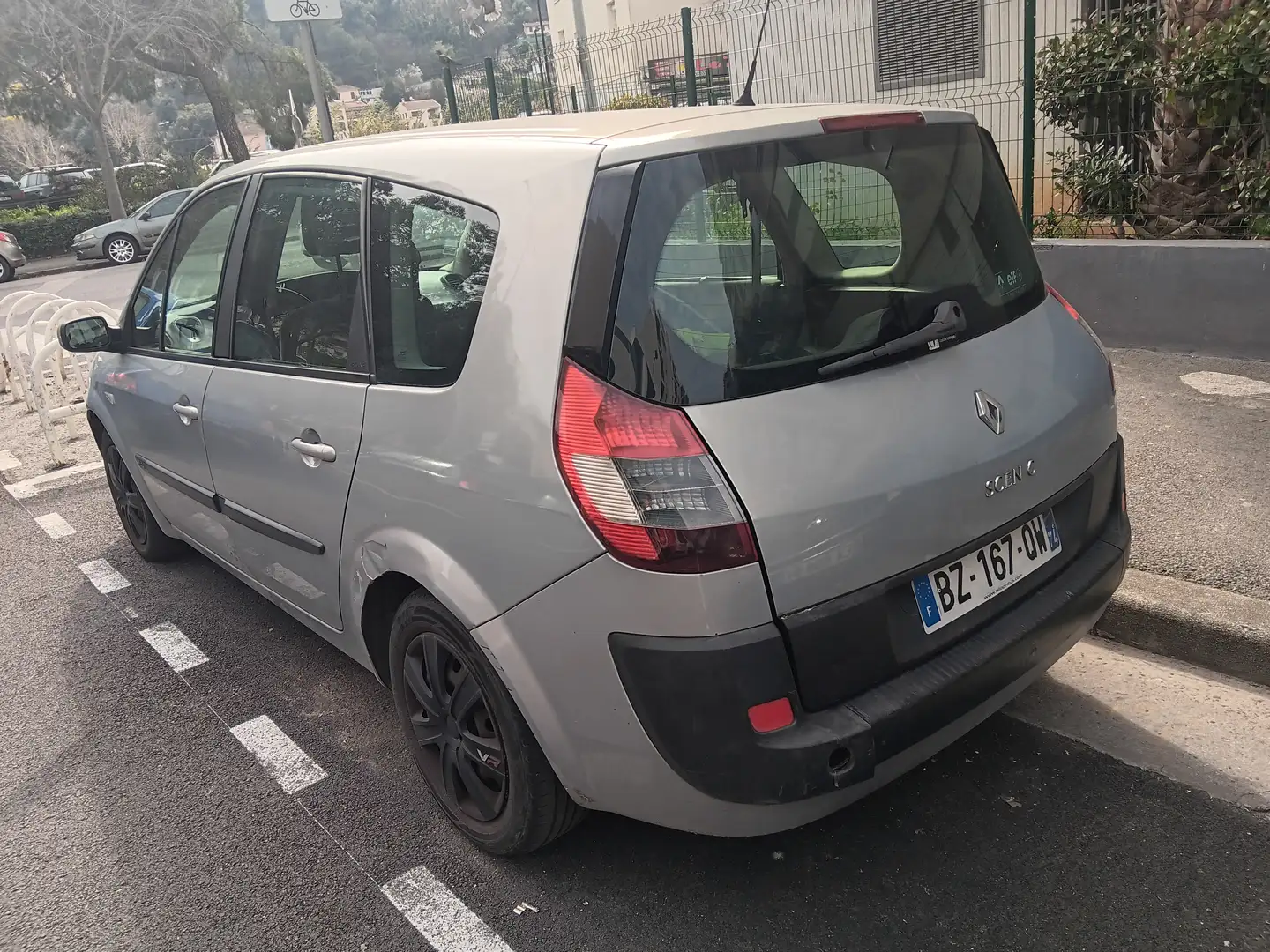 Renault Grand Scenic Grand Scenic 1.5 dCi 105 Euro 4 Confort Expression Argent - 2