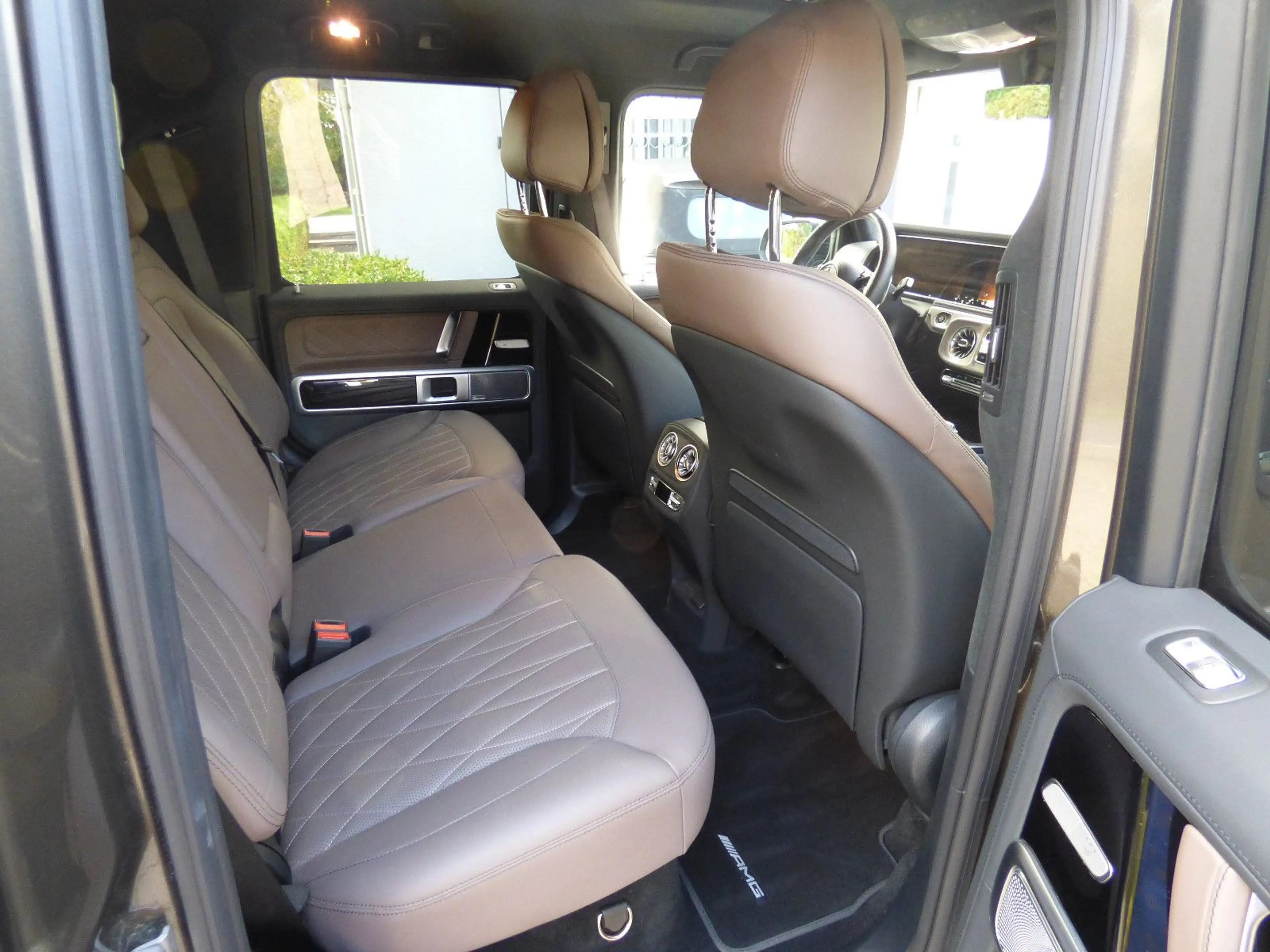 Mercedes-Benz G 63 AMG *SUPERIOR*WinterPak*A22*Standhzg*NIGHT* — photo 14