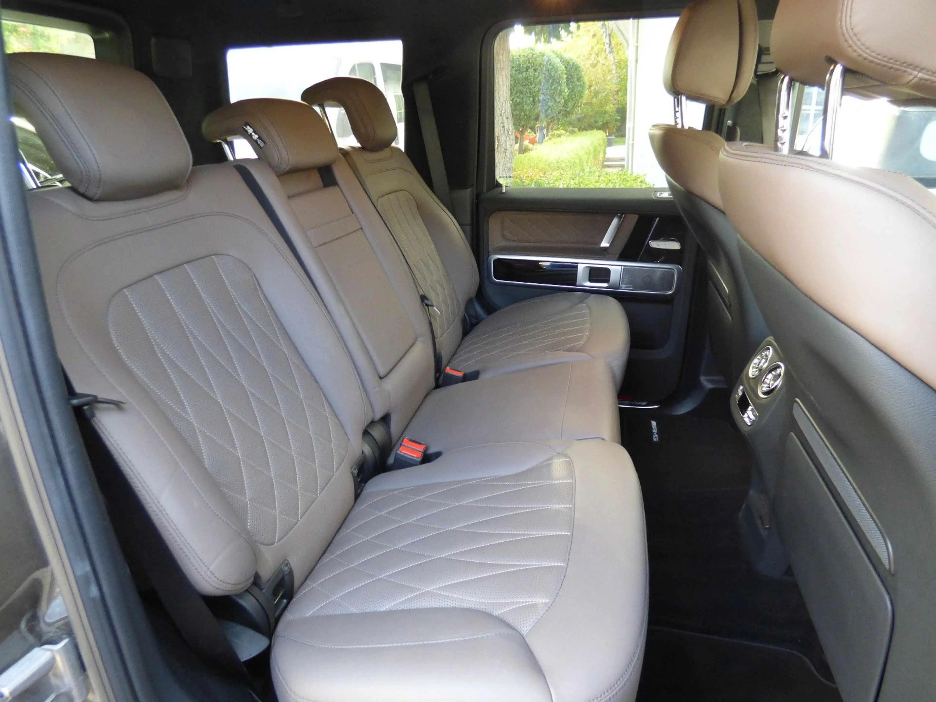 Mercedes-Benz G 63 AMG *SUPERIOR*WinterPak*A22*Standhzg*NIGHT* — photo 13