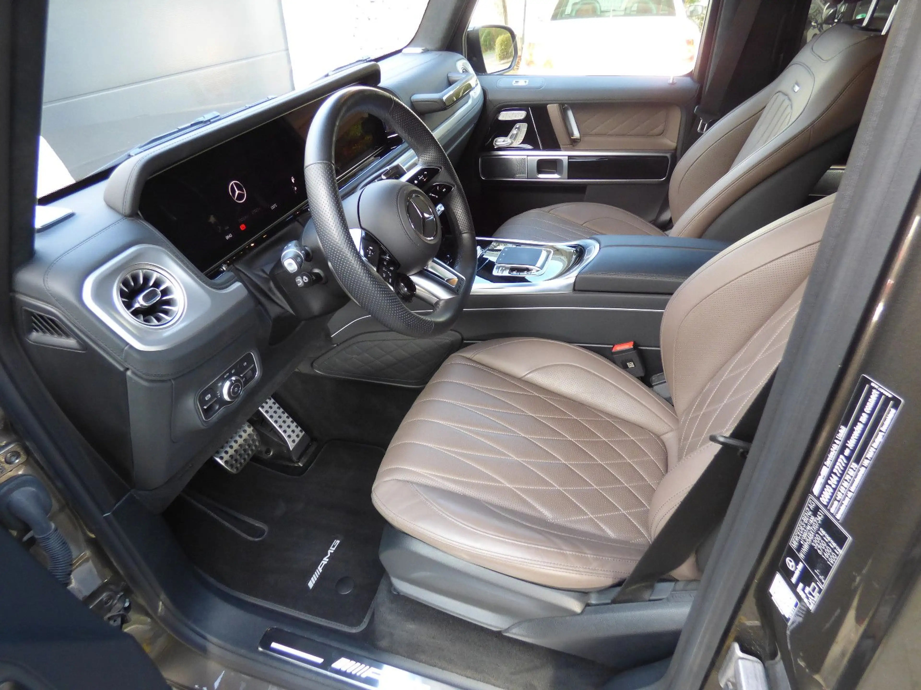 Mercedes-Benz G 63 AMG *SUPERIOR*WinterPak*A22*Standhzg*NIGHT* — photo 2