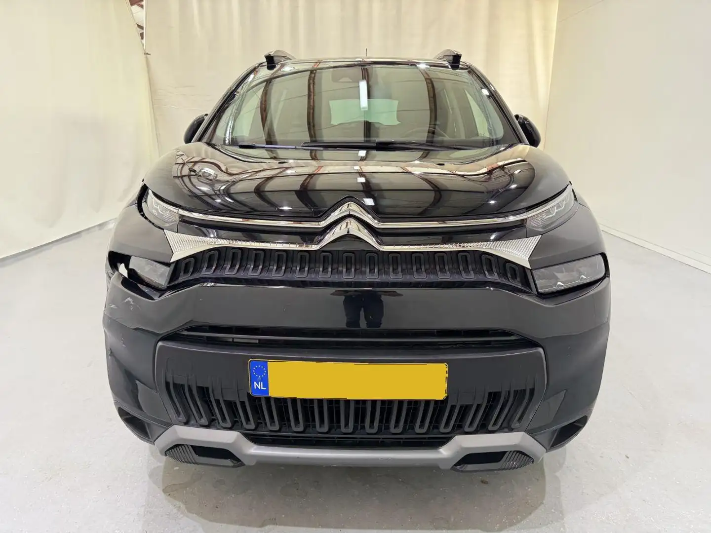 Citroen C3 Aircross 1.2 PureTech 130 Business Aut Zwart - 2