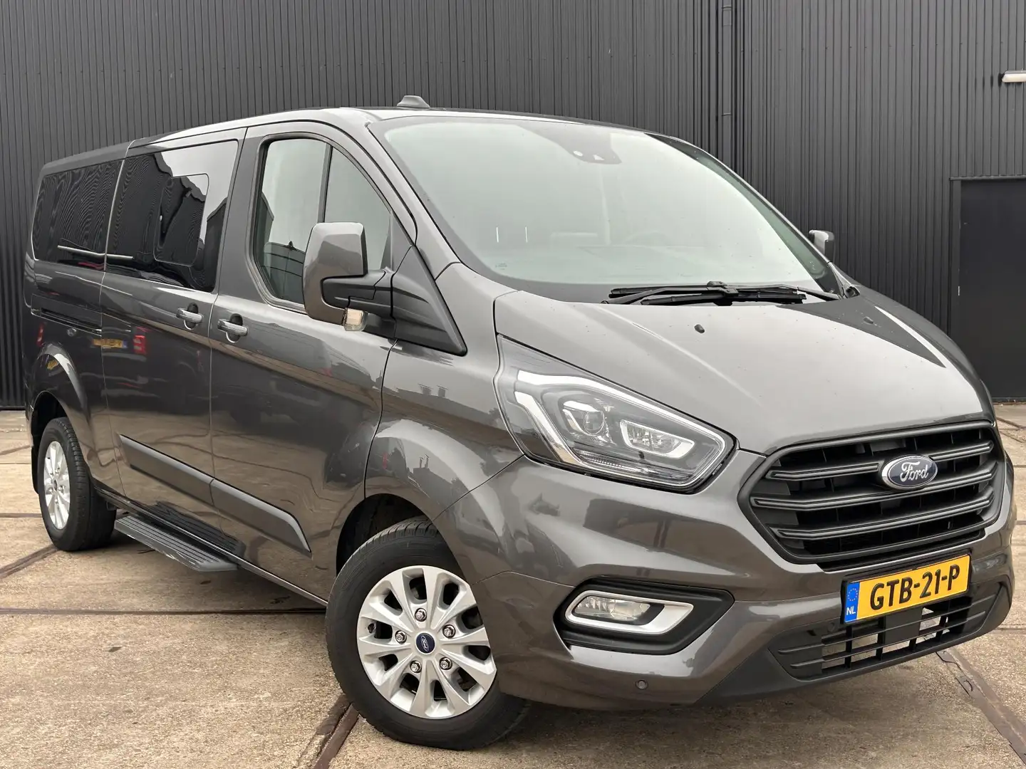 Ford Transit Custom Tourneo 2.0 TDCI L2H1 Personenbus | 9-persoons | S Grigio - 2