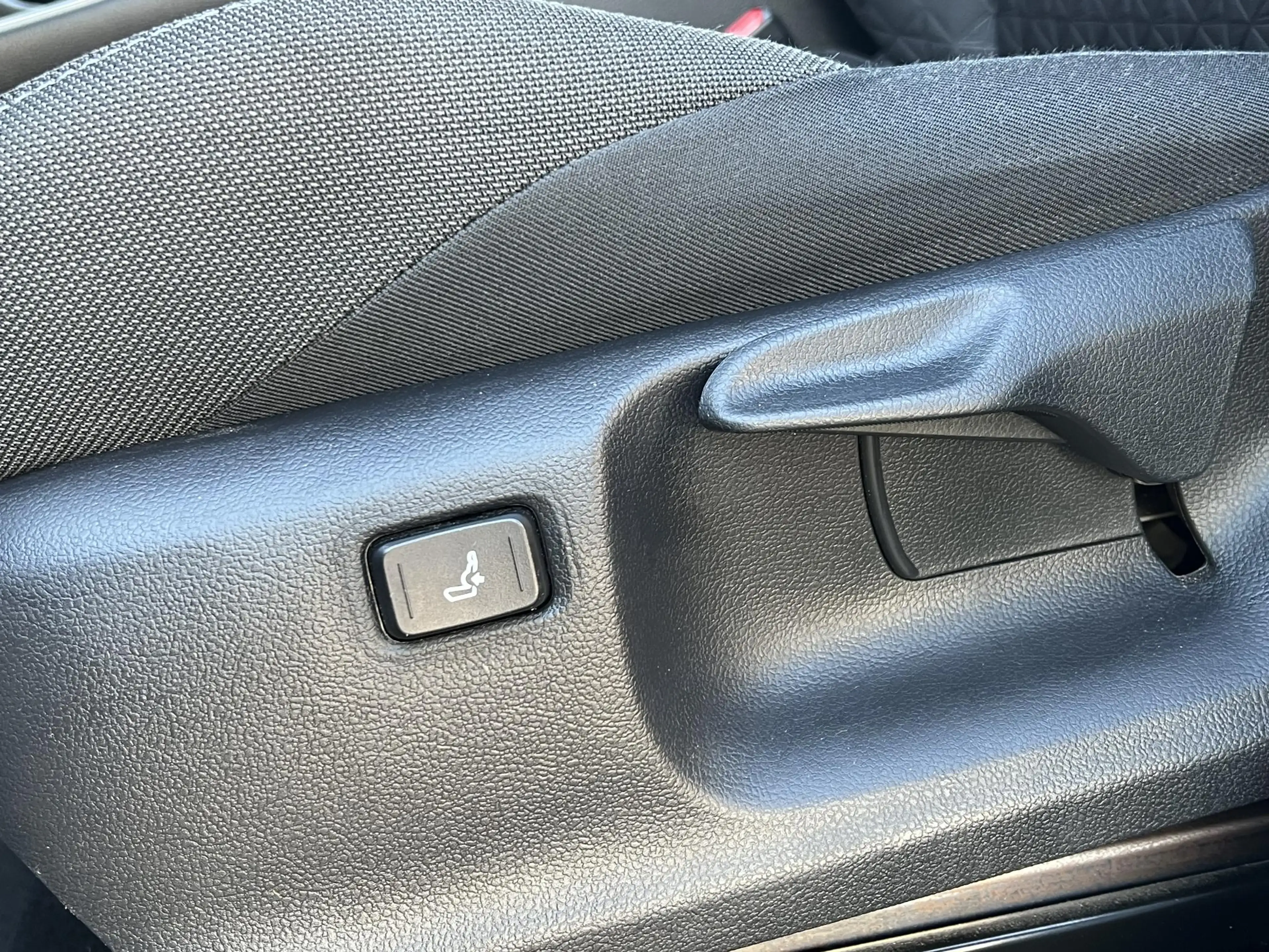 Toyota C-HR 2.0 Hybrid Style | Trekhaak, Dodehoekherkenning, S — photo 23