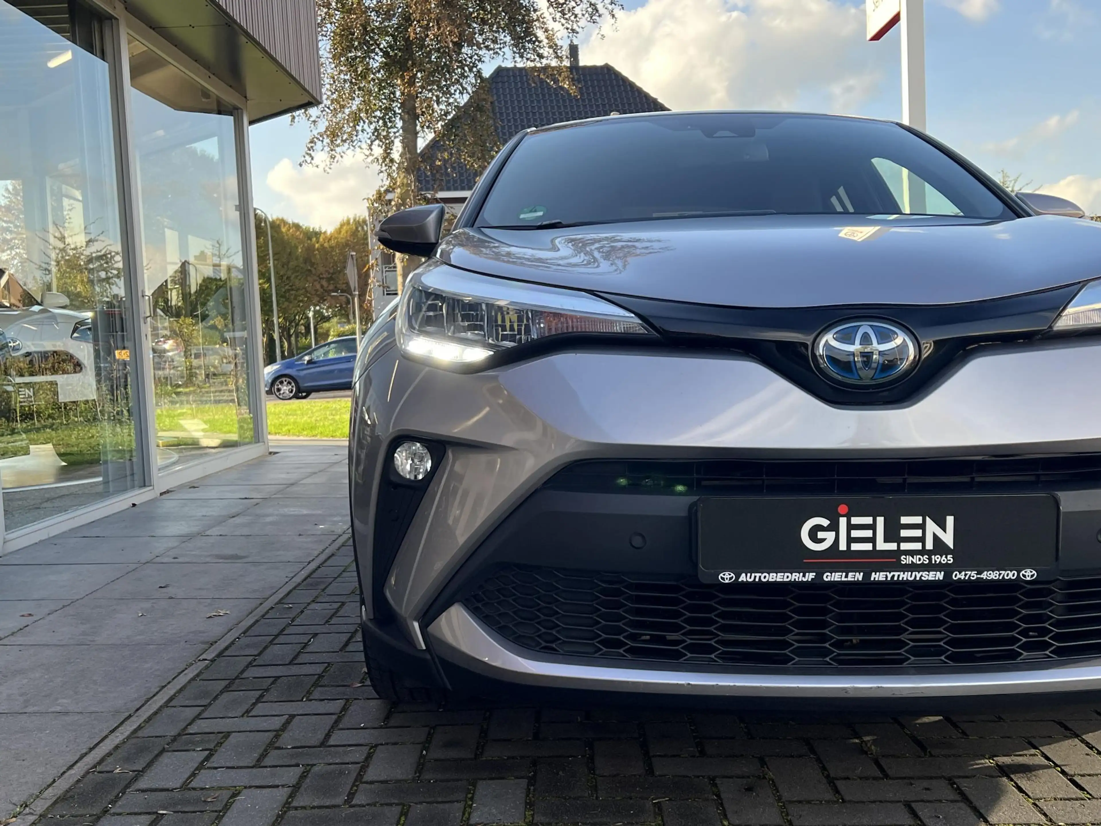 Toyota C-HR 2.0 Hybrid Style | Trekhaak, Dodehoekherkenning, S — photo 16