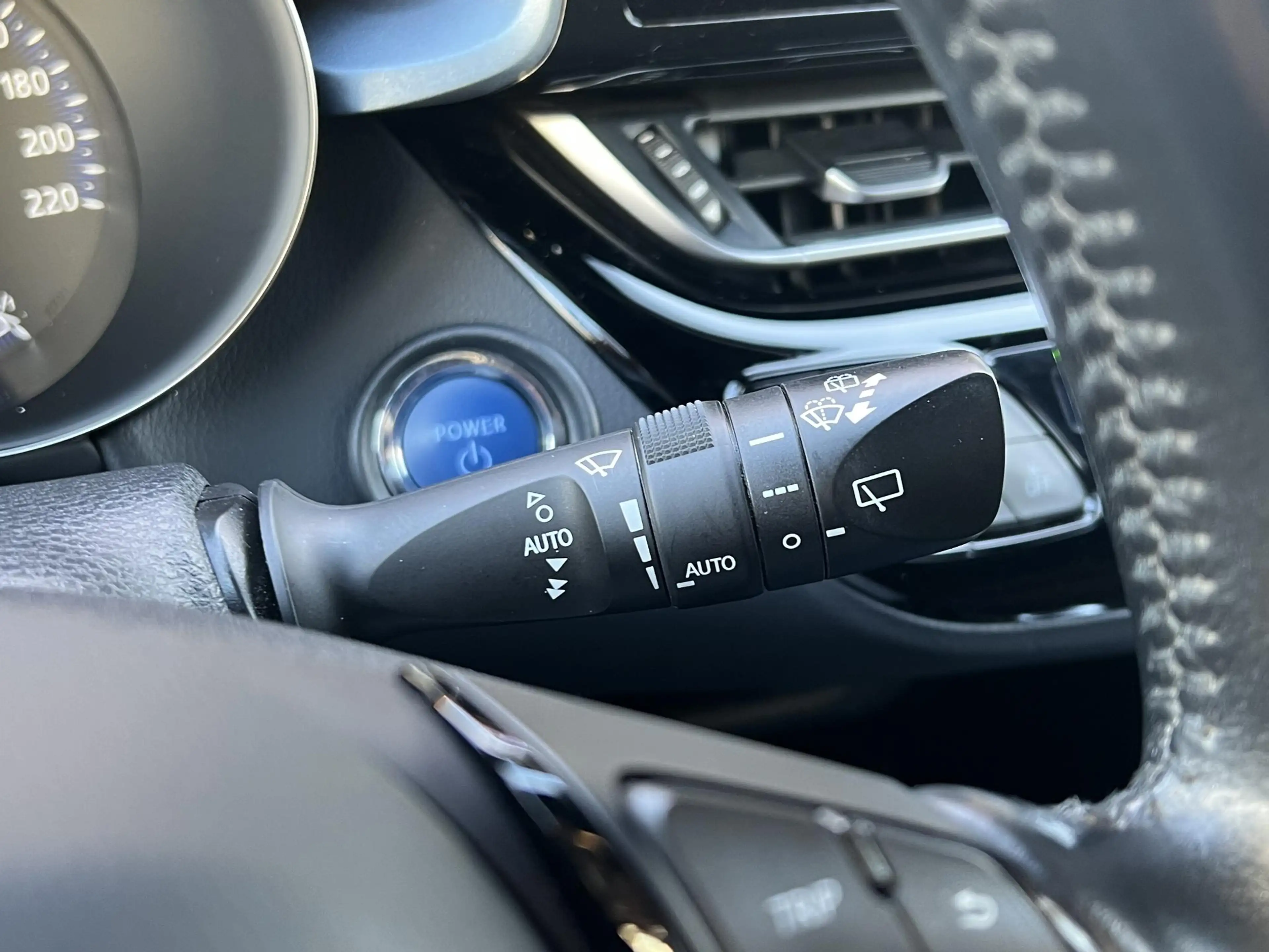 Toyota C-HR 2.0 Hybrid Style | Trekhaak, Dodehoekherkenning, S — photo 36