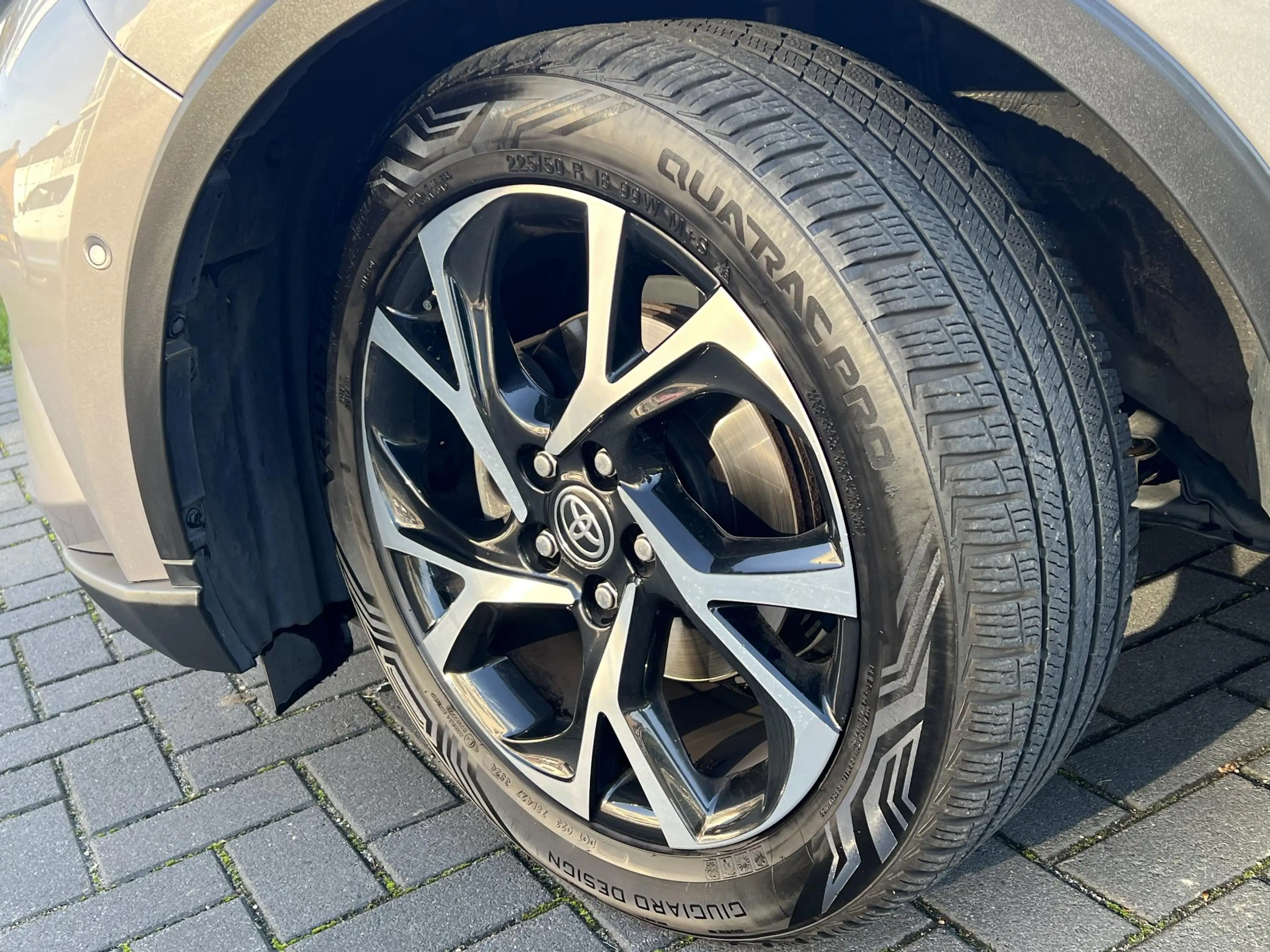 Toyota C-HR 2.0 Hybrid Style | Trekhaak, Dodehoekherkenning, S — photo 10