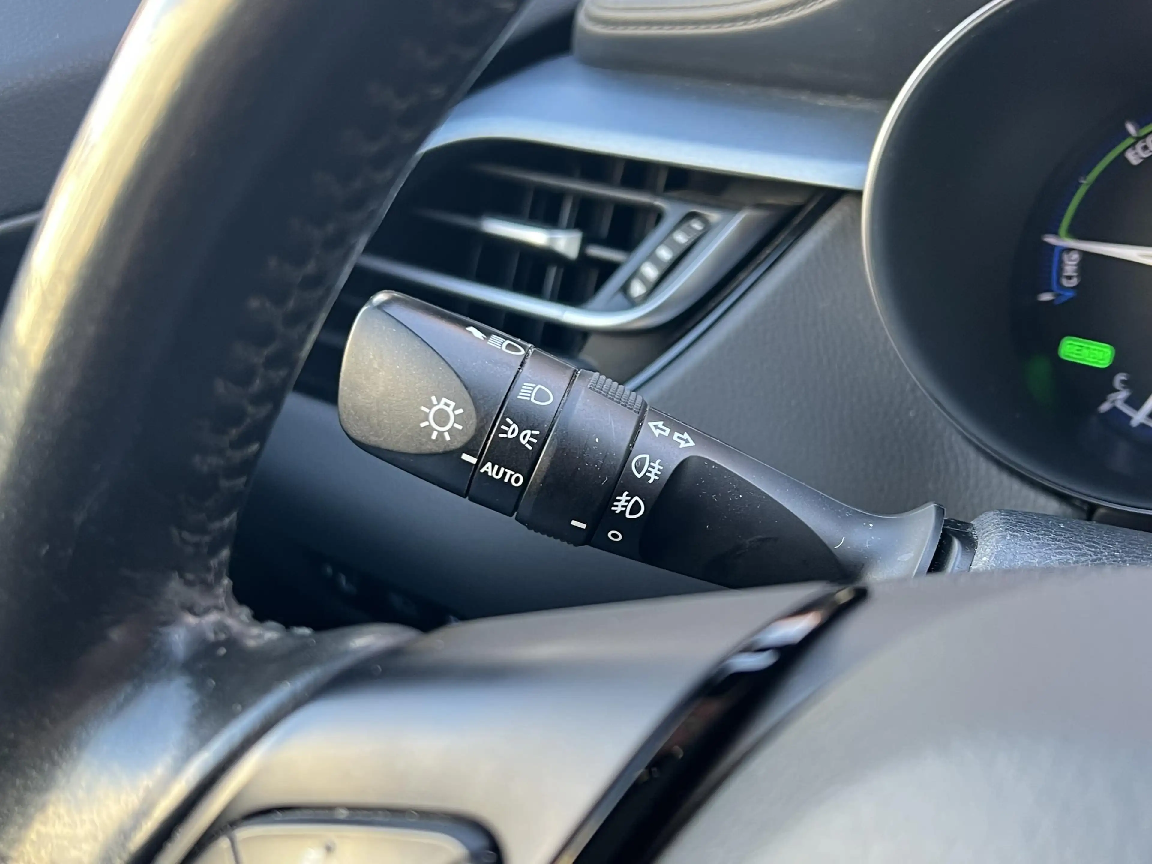 Toyota C-HR 2.0 Hybrid Style | Trekhaak, Dodehoekherkenning, S — photo 35