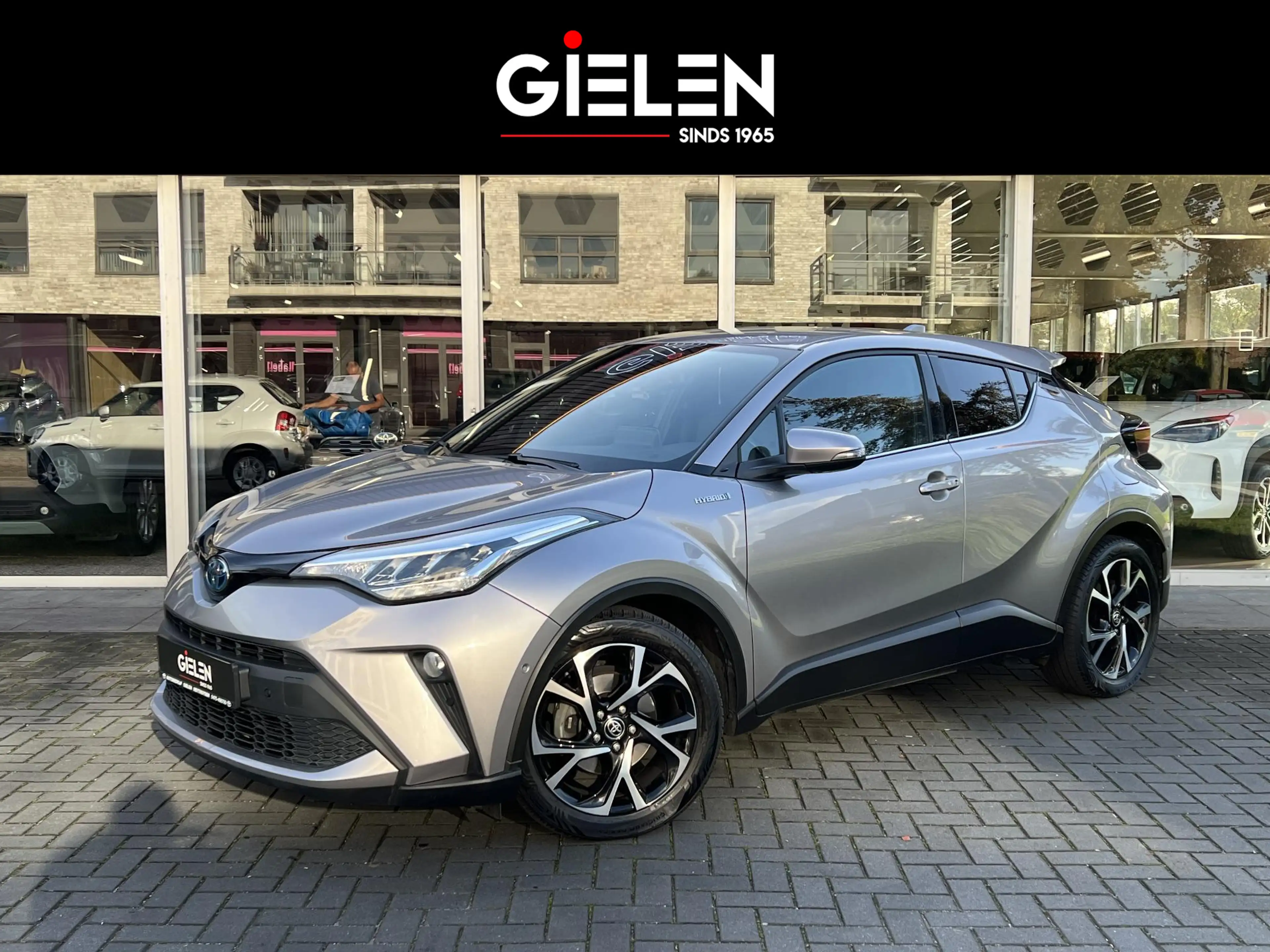 Toyota C-HR 2.0 Hybrid Style | Trekhaak, Dodehoekherkenning, S