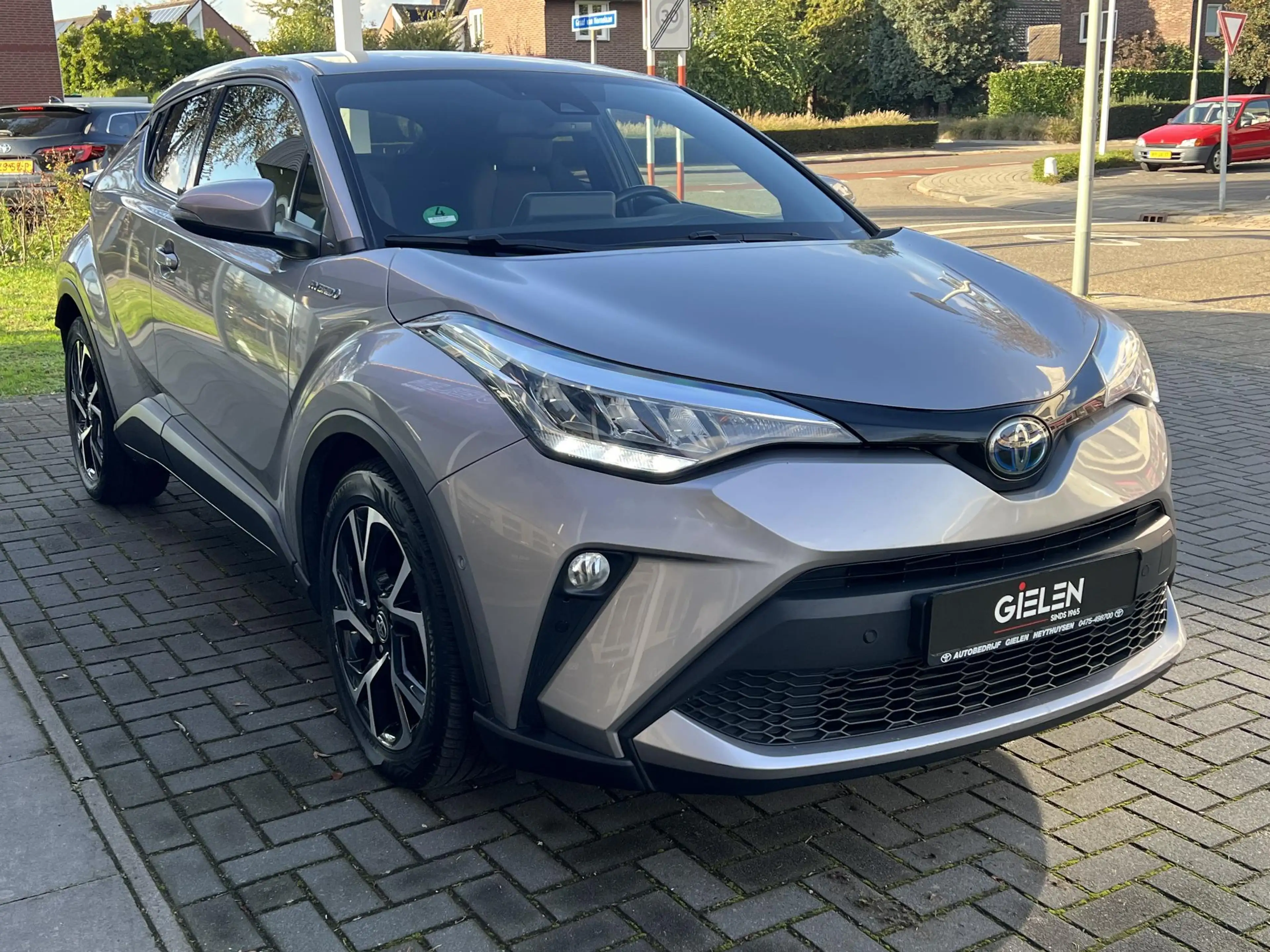 Toyota C-HR 2.0 Hybrid Style | Trekhaak, Dodehoekherkenning, S — photo 15