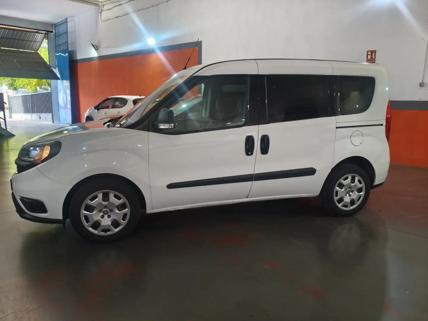 Fiat Dobló Combi 1.6Mjt SX 78kW Blanco - 2