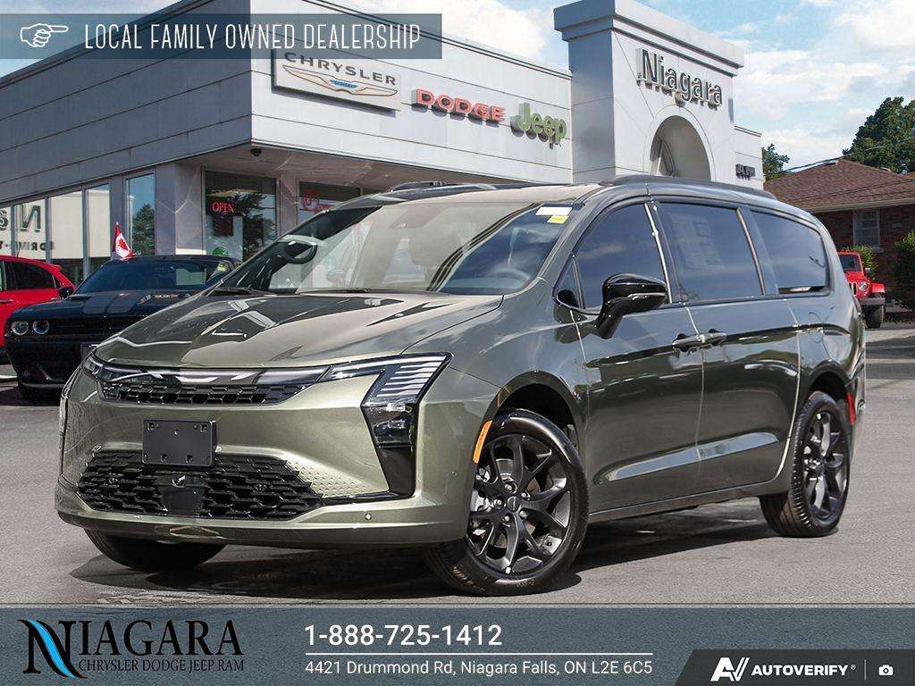2027 Chrysler Pacifica LIMITED | AWD | DEMO | PANO ROOF | BLIND SPOT | NA