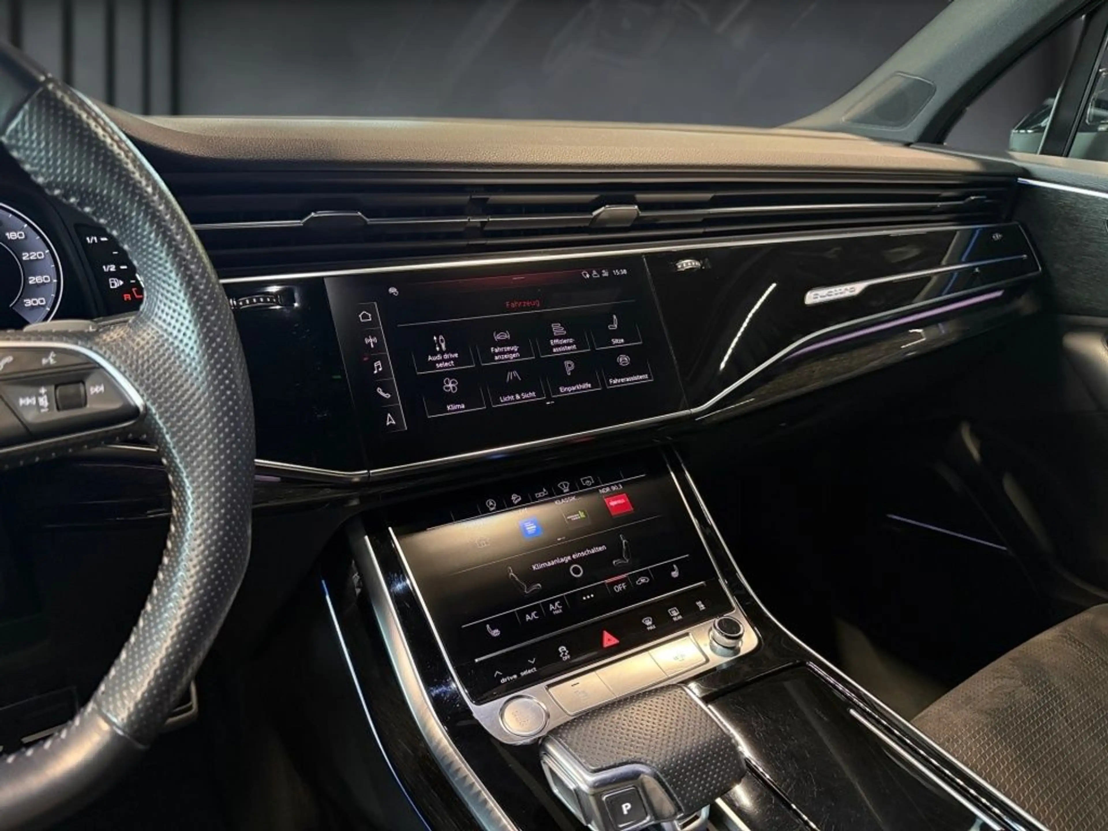 Audi Q7 50 TDI quattro S line +MATRIX+BOSE+AHK+7-SITZ — photo 15