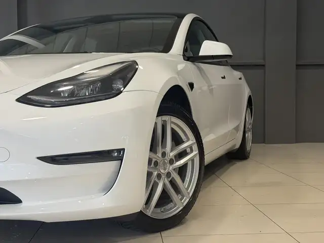 Tesla Model 3 view 2