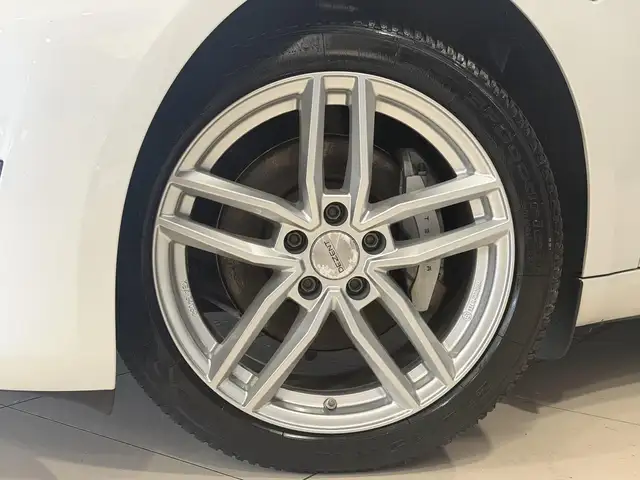 Tesla Model 3 view 12
