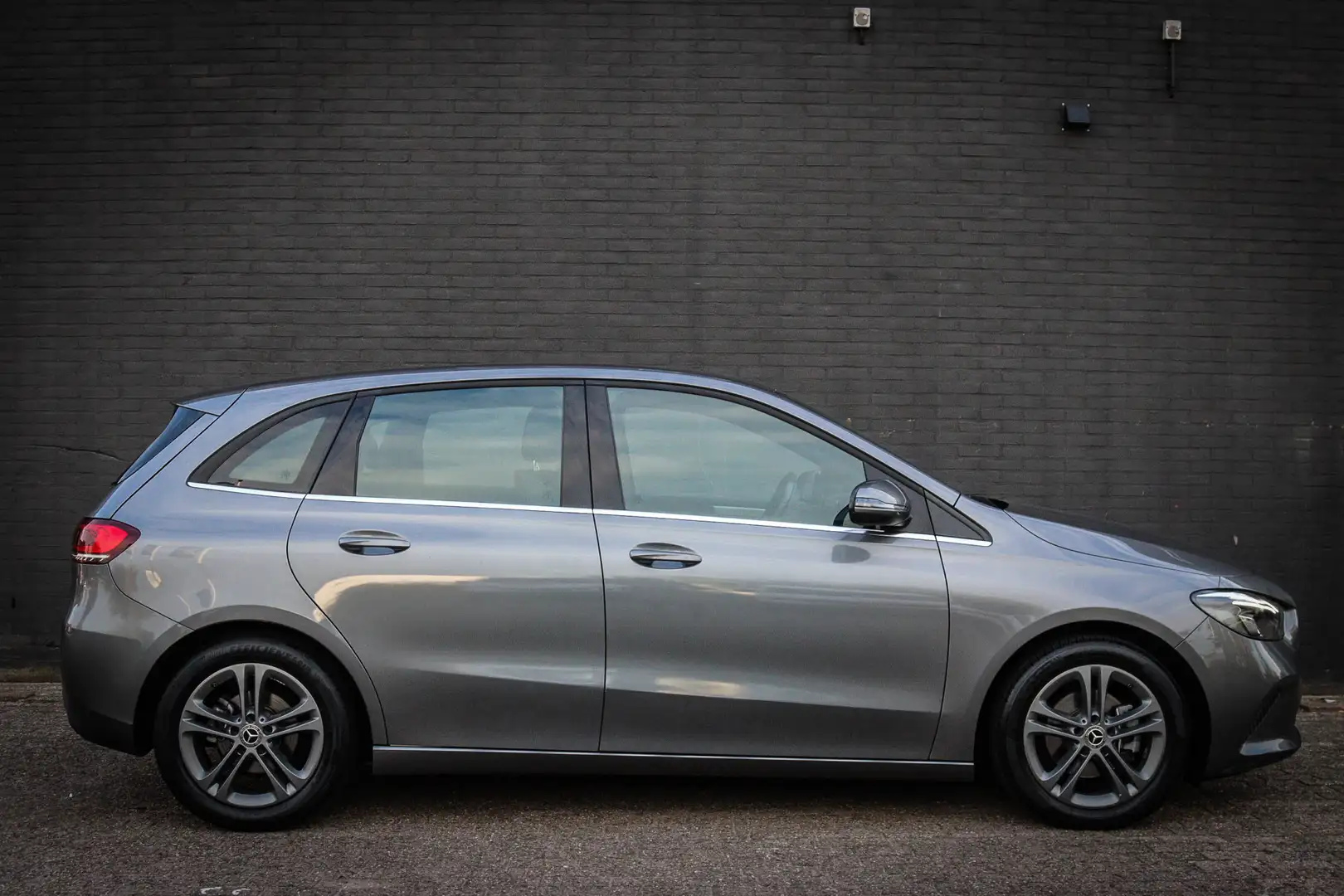 Mercedes-Benz B 160 Dealer onderhouden/Airco/Cruise/Camera Grau - 2