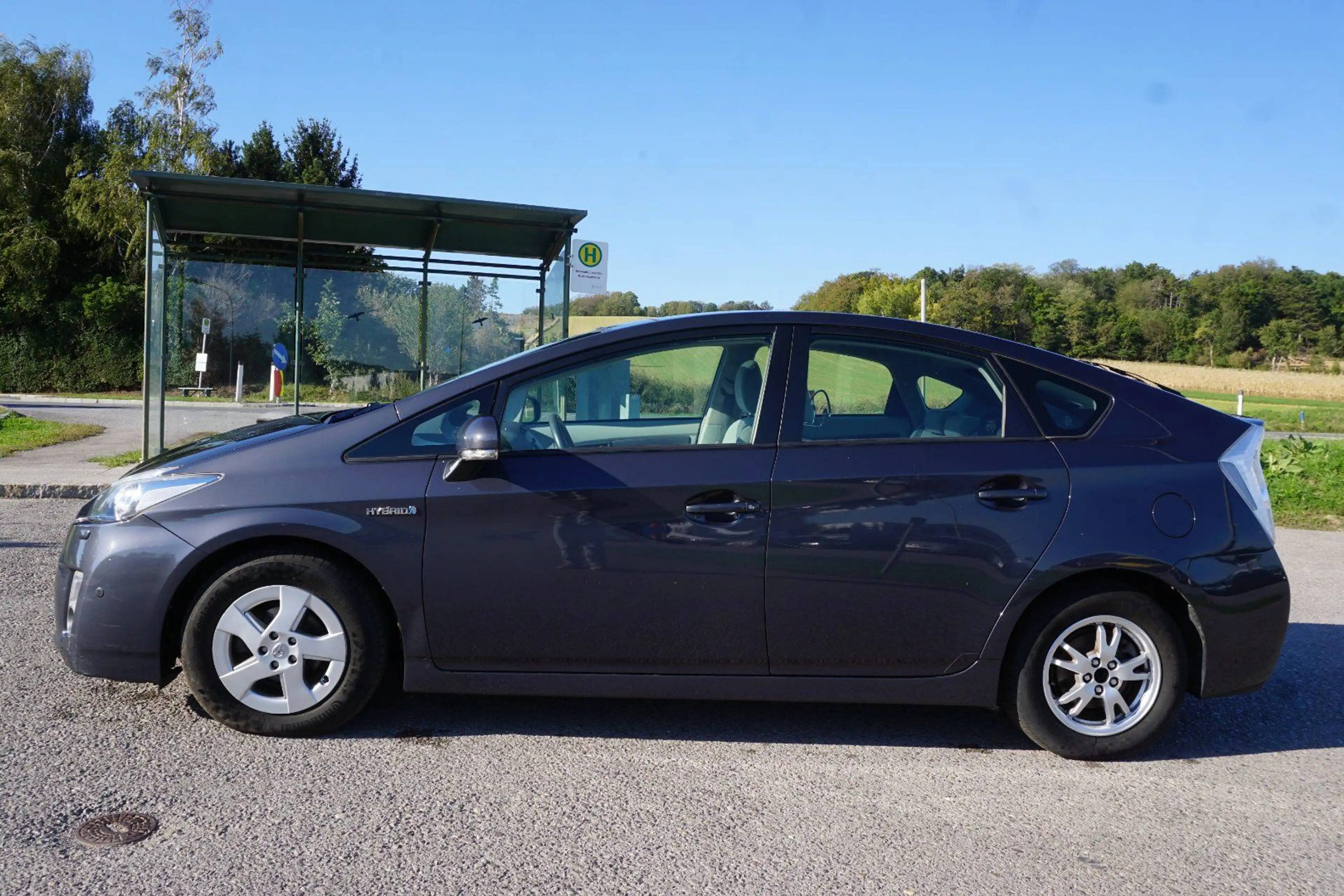 Toyota Prius 1.8 VVT-i — photo 3