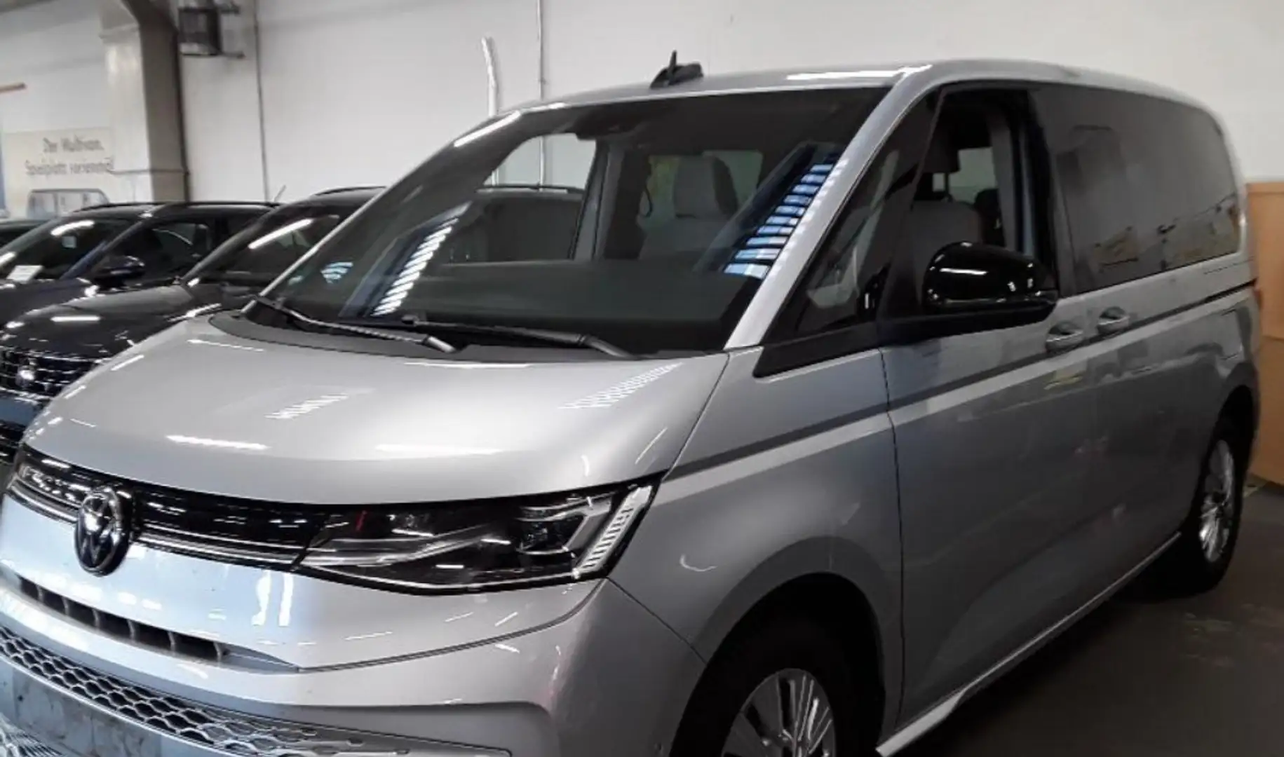 Volkswagen T7 Multivan 🔝VW Multivan Life| DSG | 150 PS | 6 Sitze | LED Gris - 1