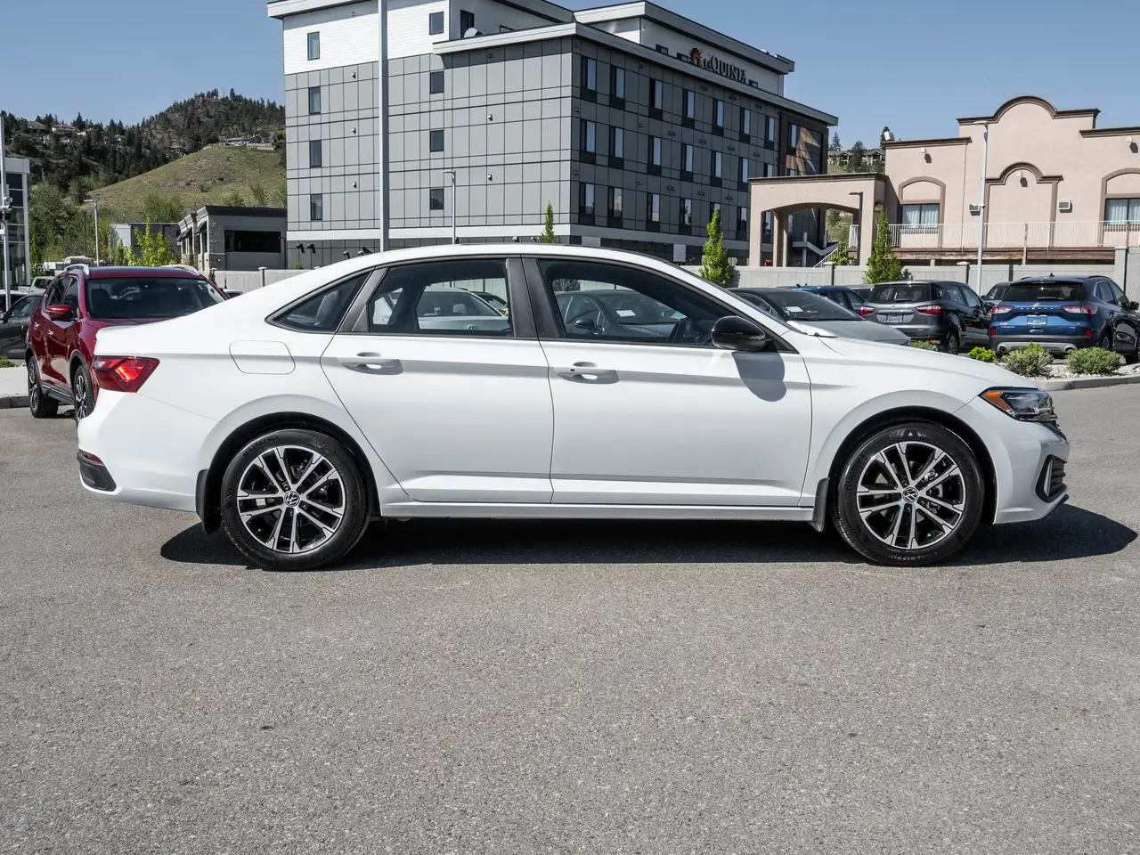 Volkswagen Jetta снимка Volkswagen Jetta