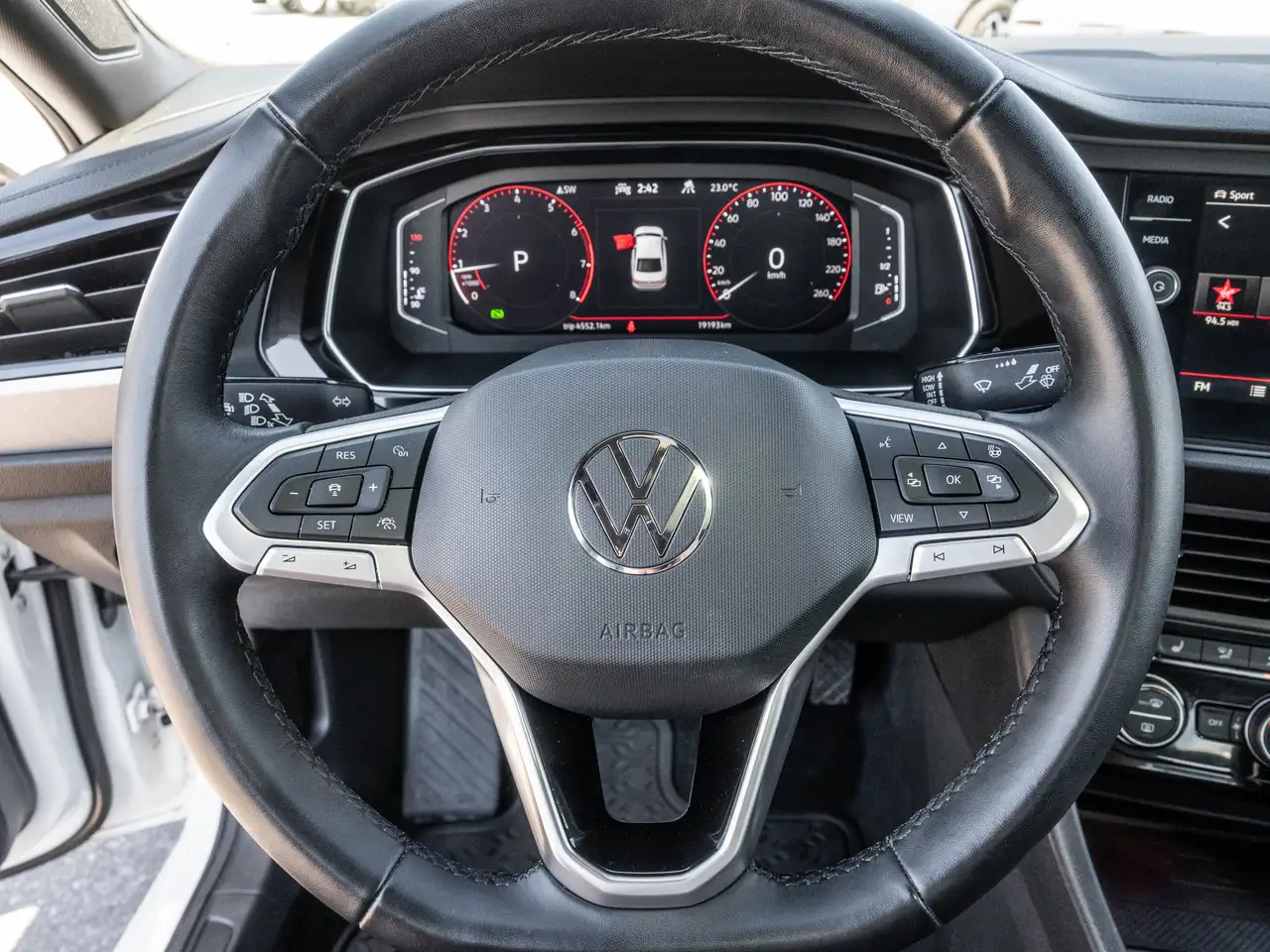 Volkswagen Jetta снимка Volkswagen Jetta