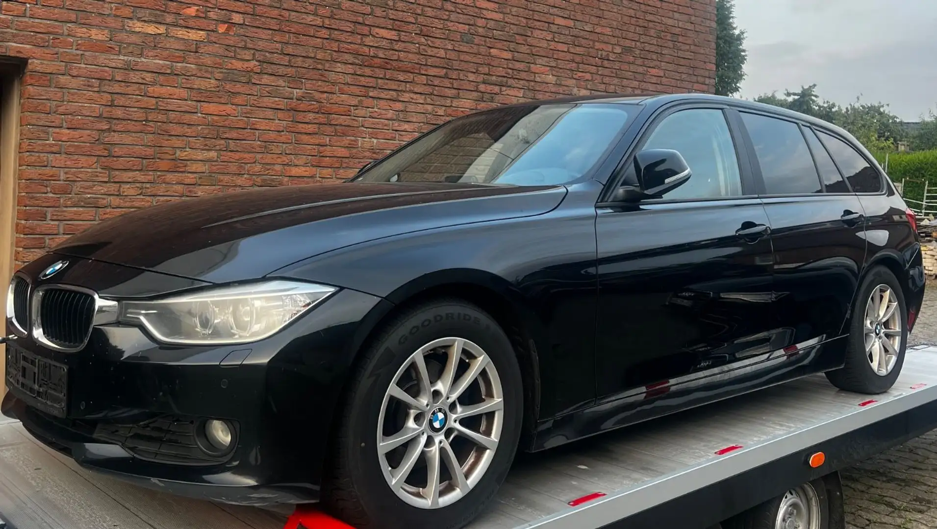 BMW 320 d Touring Efficient Dynamics Edition Noir - 2