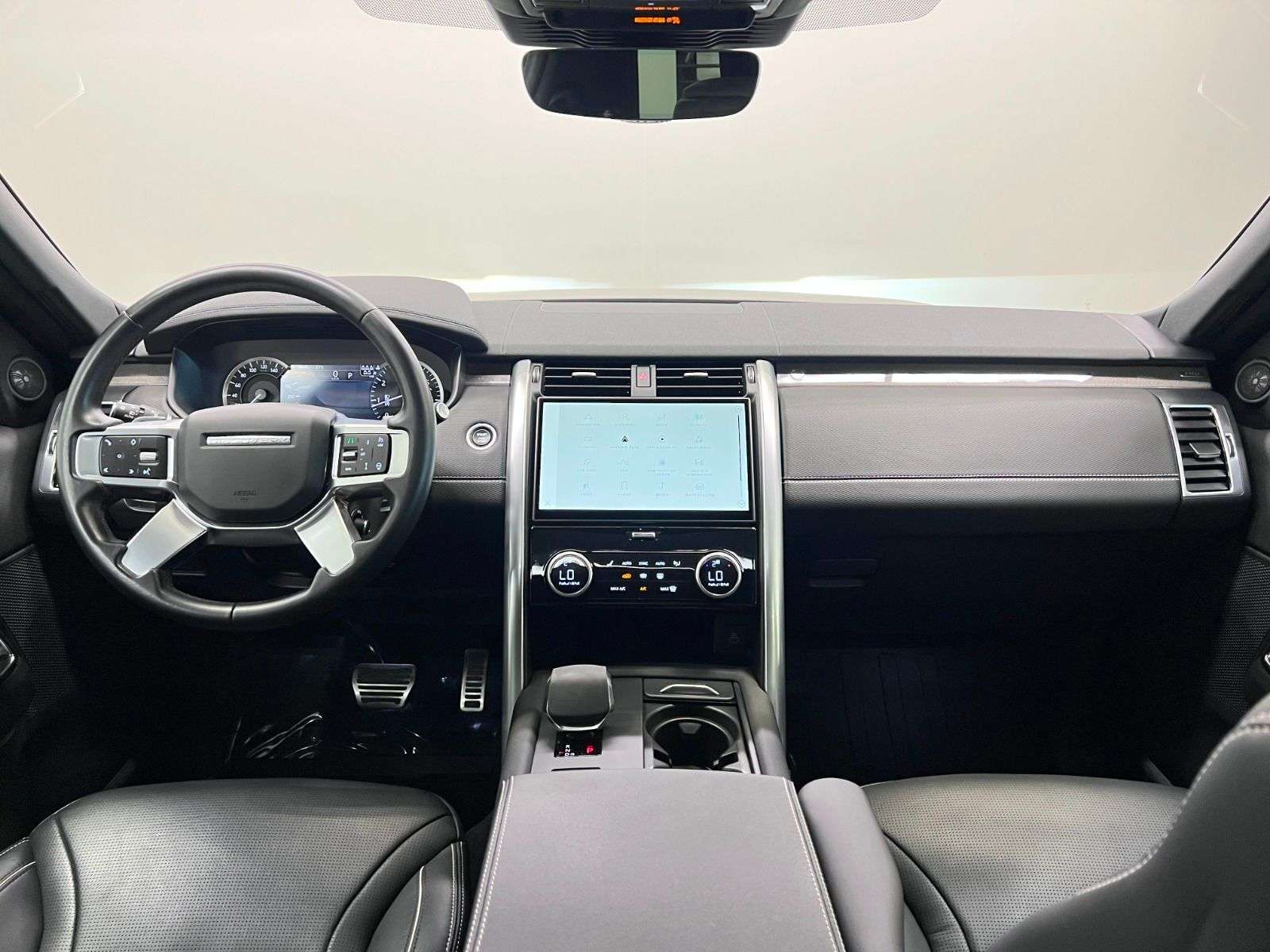 2023 Land Rover Discovery R-DYNAMIC S | P300 thumb 35