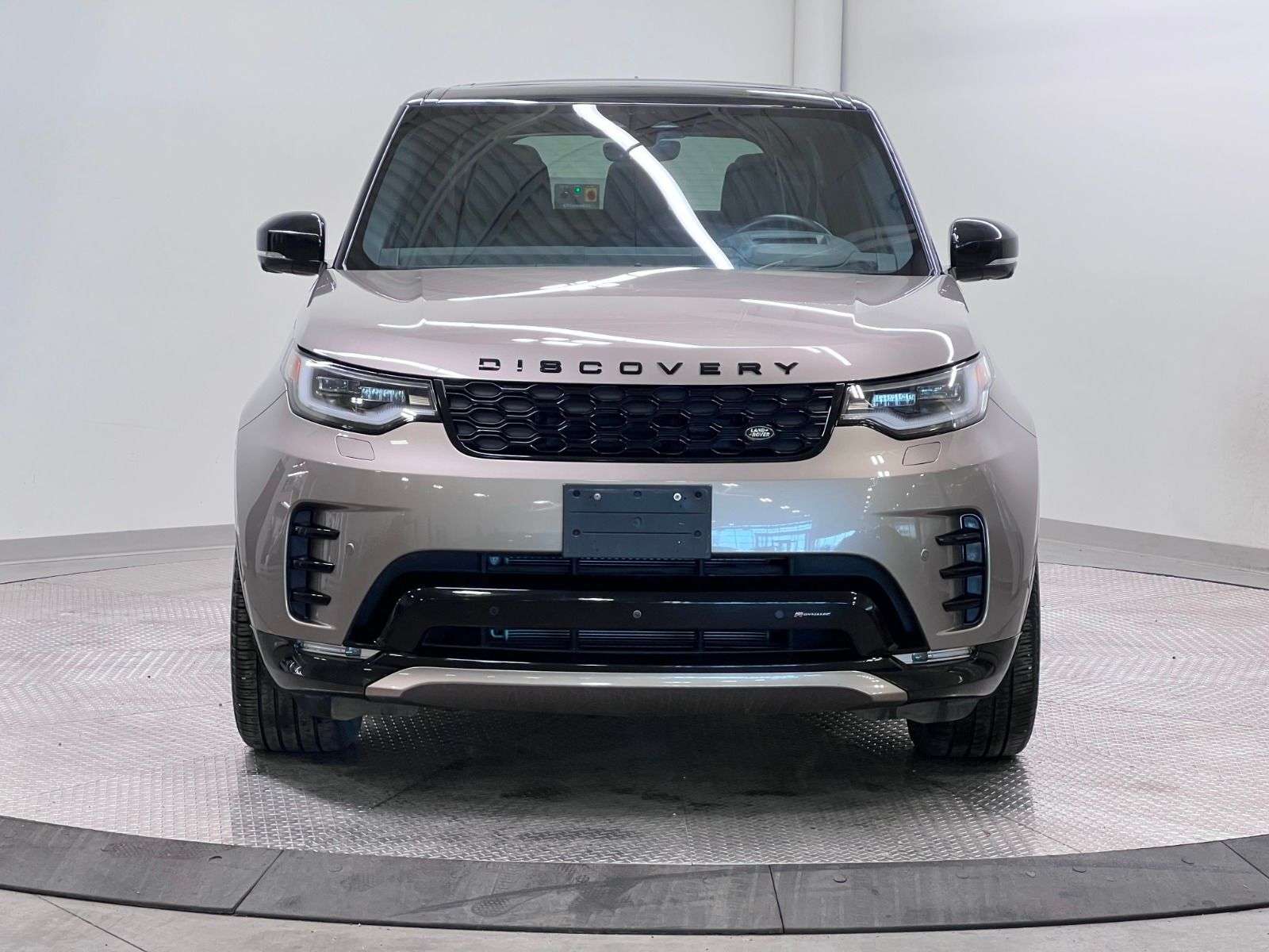 2023 Land Rover Discovery R-DYNAMIC S | P300 thumb 9