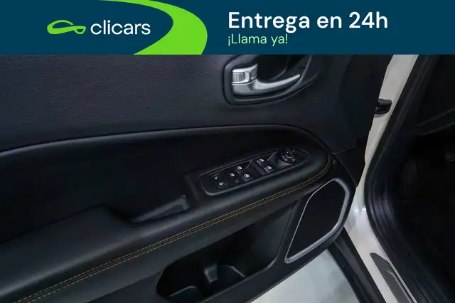Jeep Compass view 18