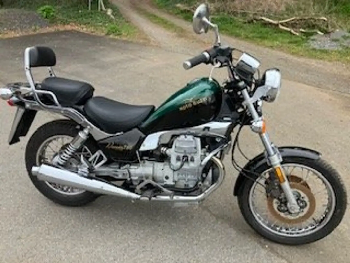 Moto Guzzi Nevada Green - 1