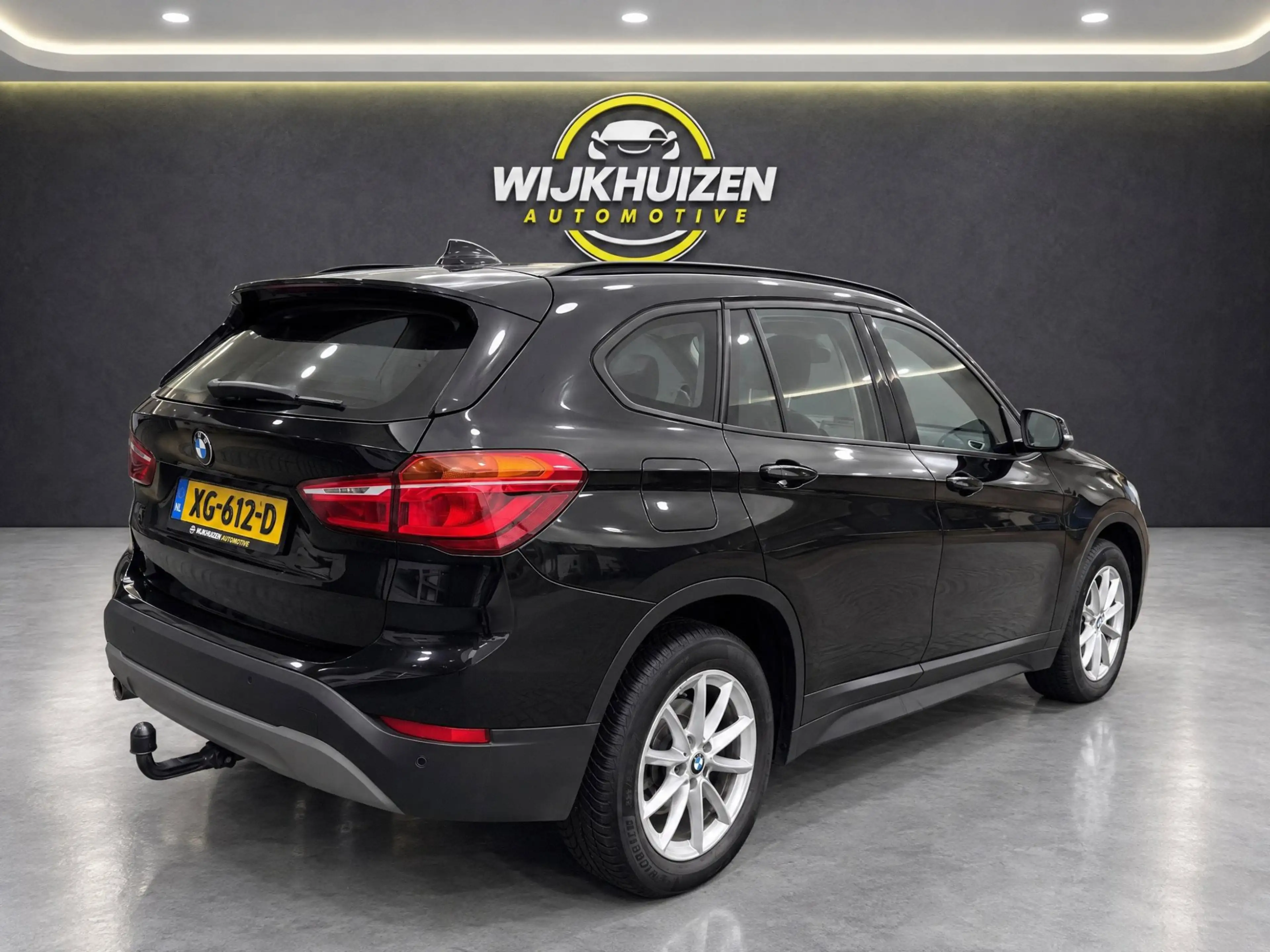 BMW X1 SDrive18i Executive Automaat met Led !!! Navigatie — photo 4